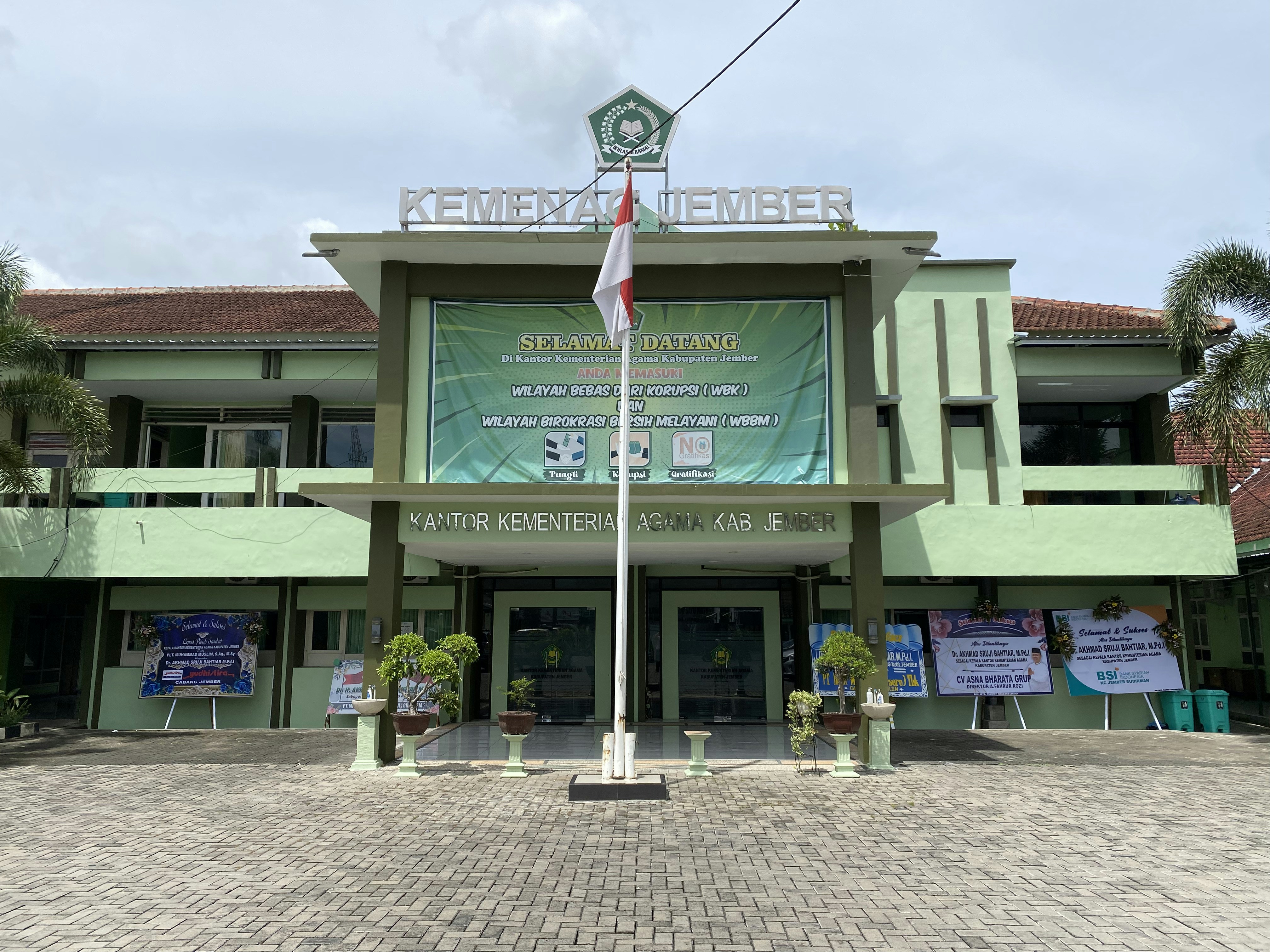 دليلك العملي لتسجيل الزواج الأجنبي في إندونيسيا بسهولة