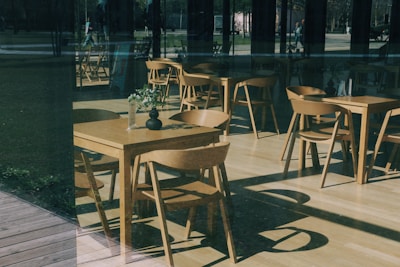 Modern automatic glass system installed in a cozy cafe setting.