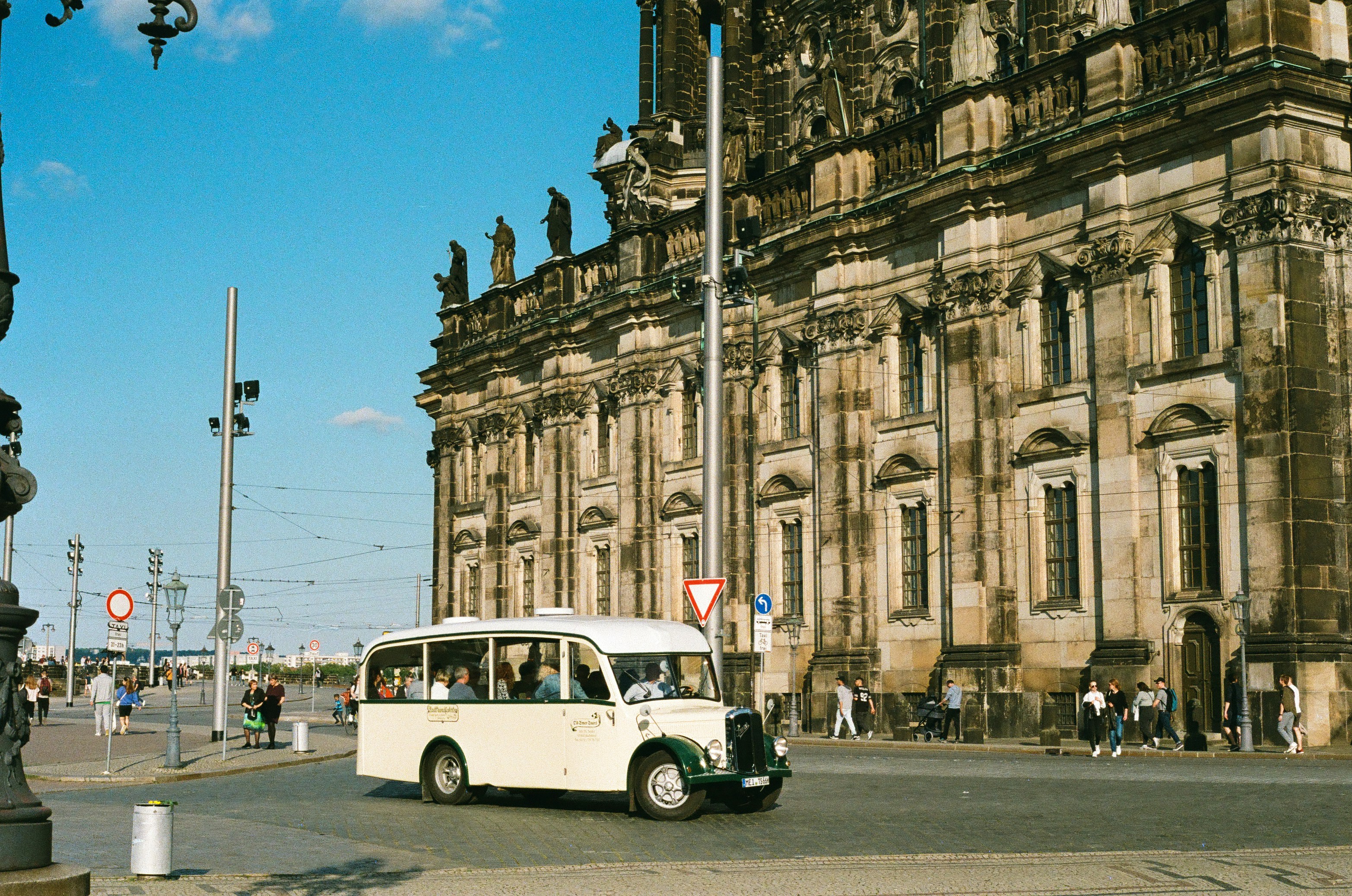 Budget Travel Guide to Dresden (2026)