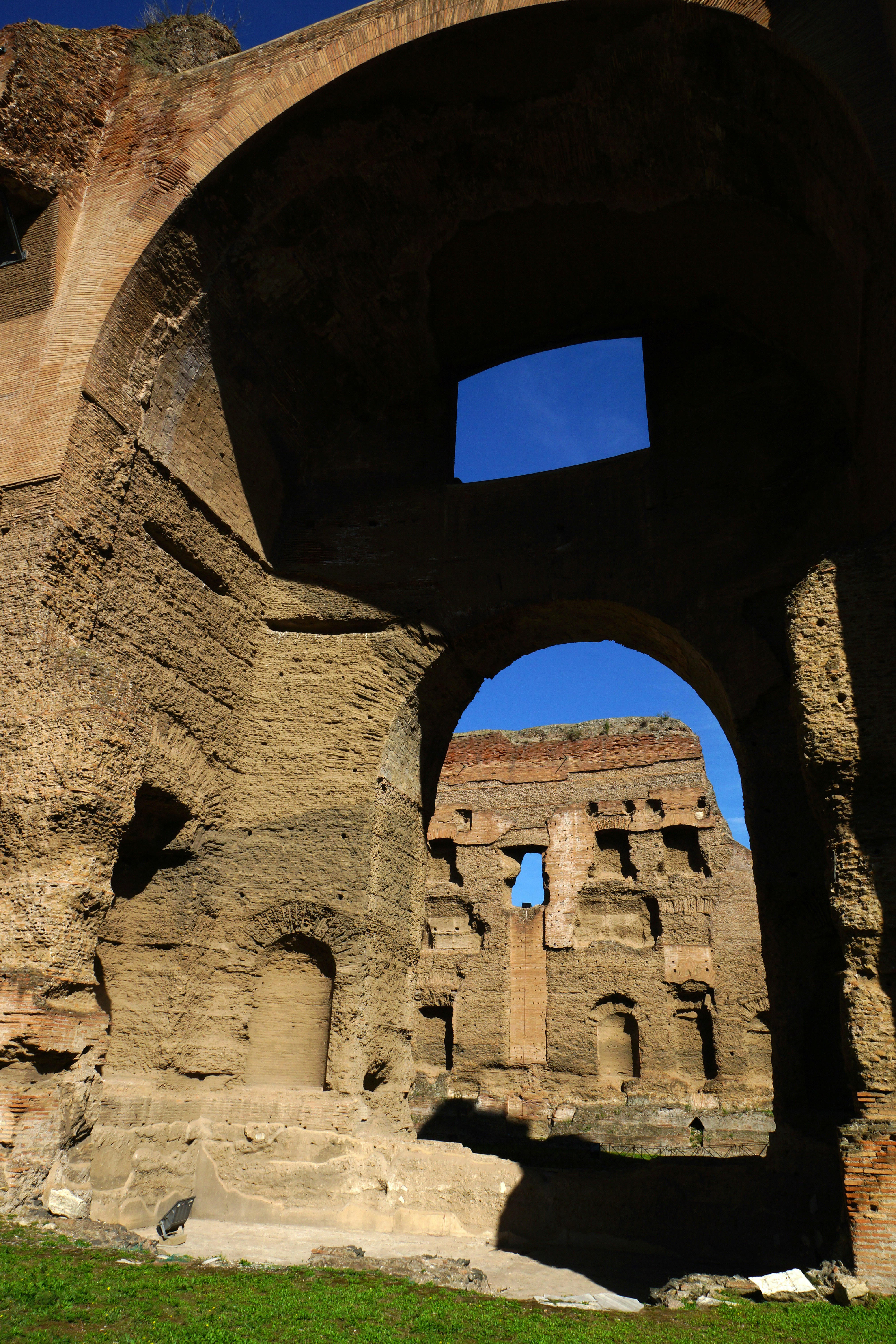 A stone structure with a sky in the background