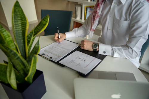 Signing Contract — Roth Transit Accidents Lawyer, Los Angeles CA