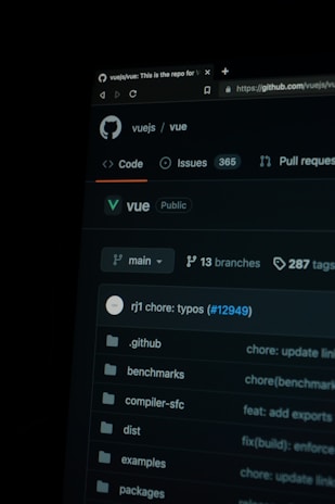A screenshot of a GitHub repository page featuring the vue/vue project. The page shows various tabs such as Code, Issues, and Pull Requests. It highlights the number 365 under Issues. There is a list of folders including .github, benchmarks, compiler-sfc, dist, examples, and packages visible in the directory.