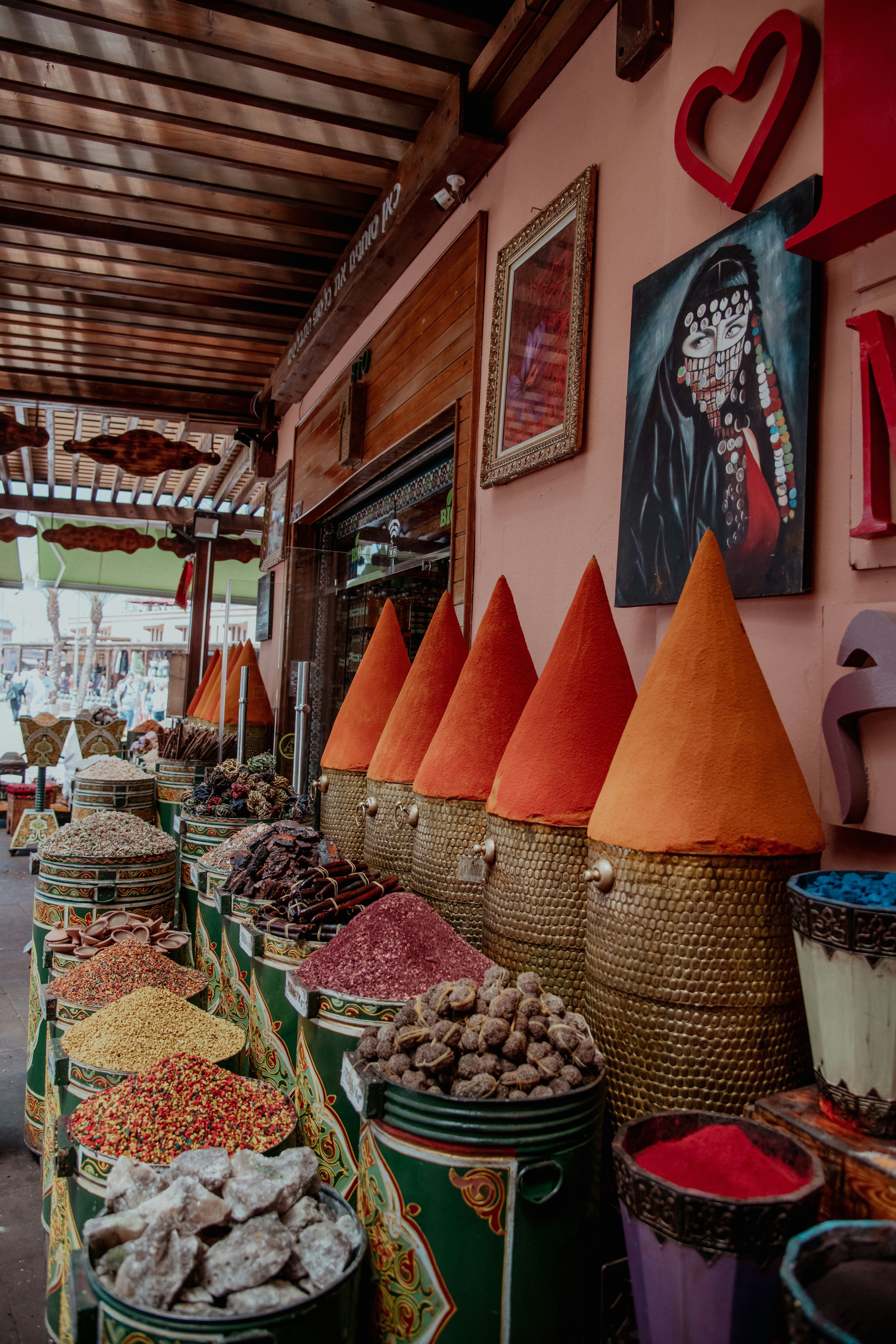8 Culinary Travel Routes Highlighting Local Market Traditions