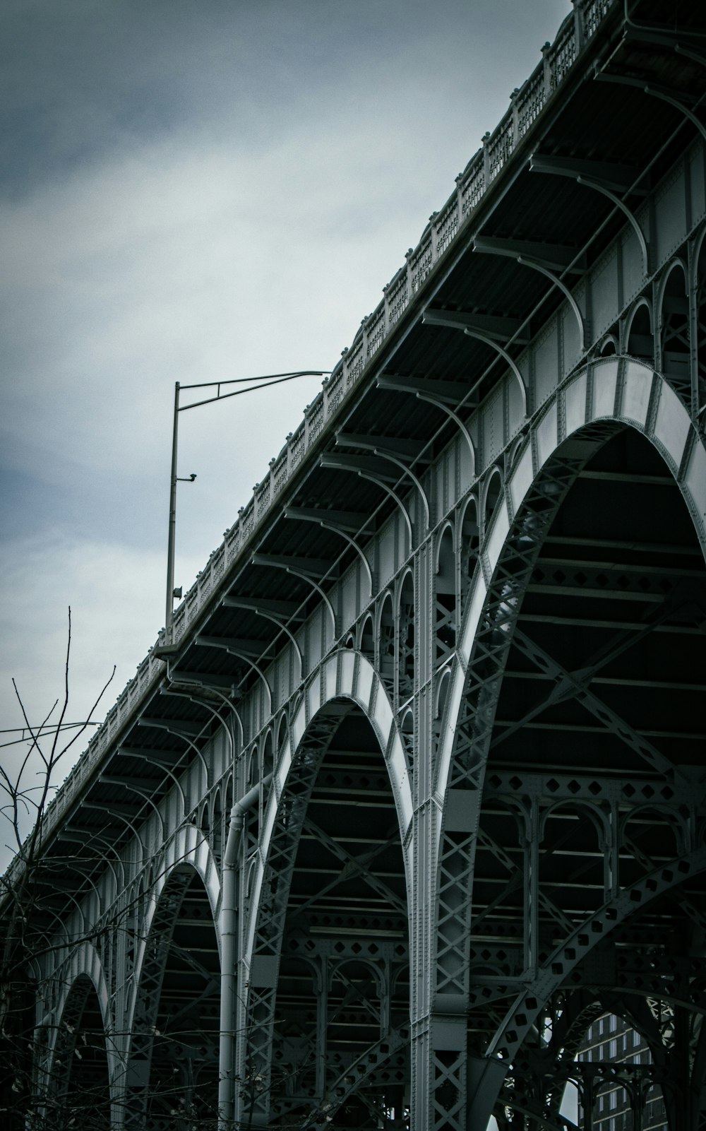 a very tall bridge with a bunch of arches