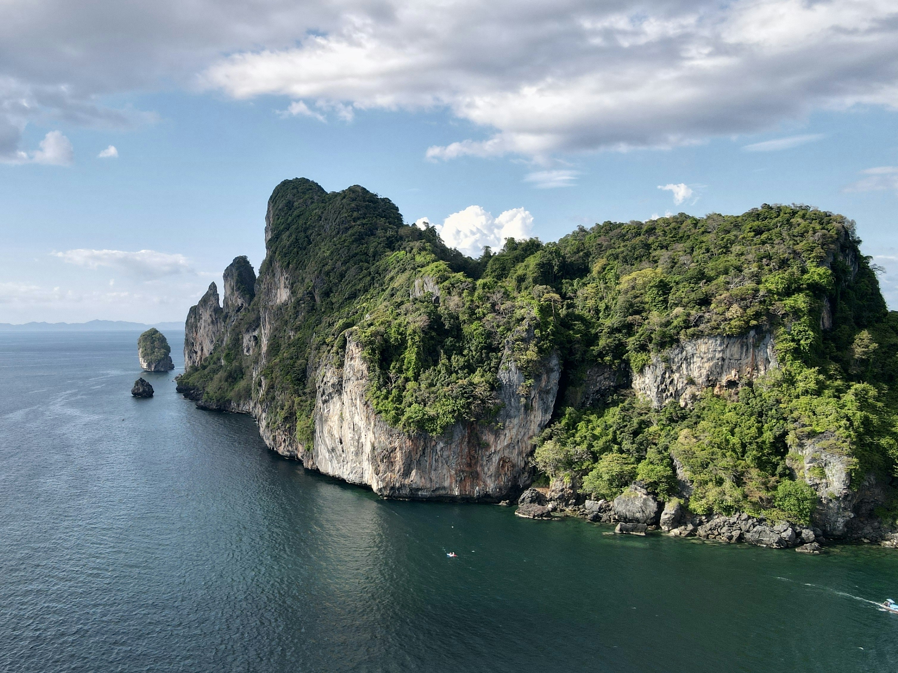 Photo by florianschmid