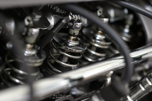 a close up of a machine with a bunch of wires