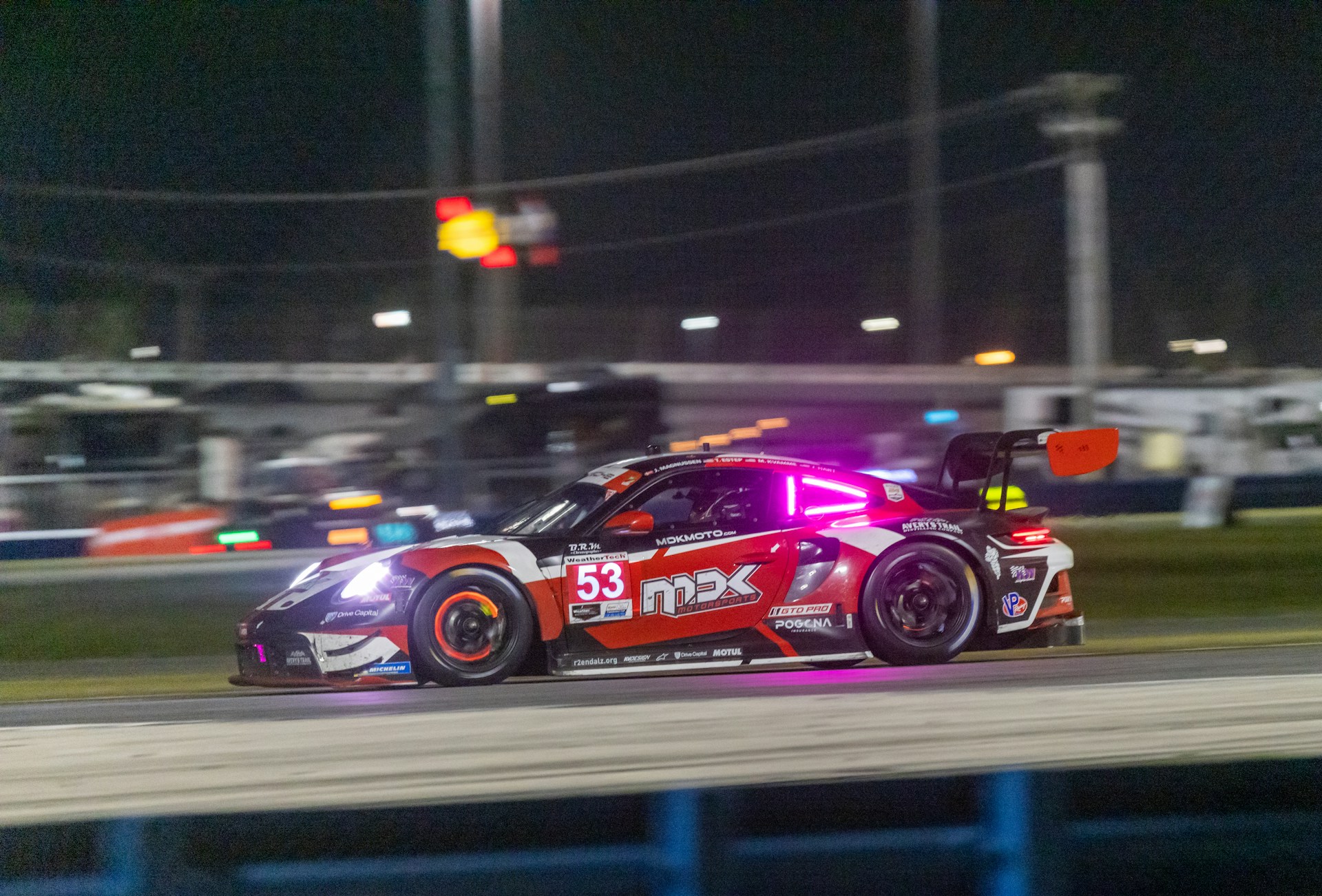 gray computer monitor