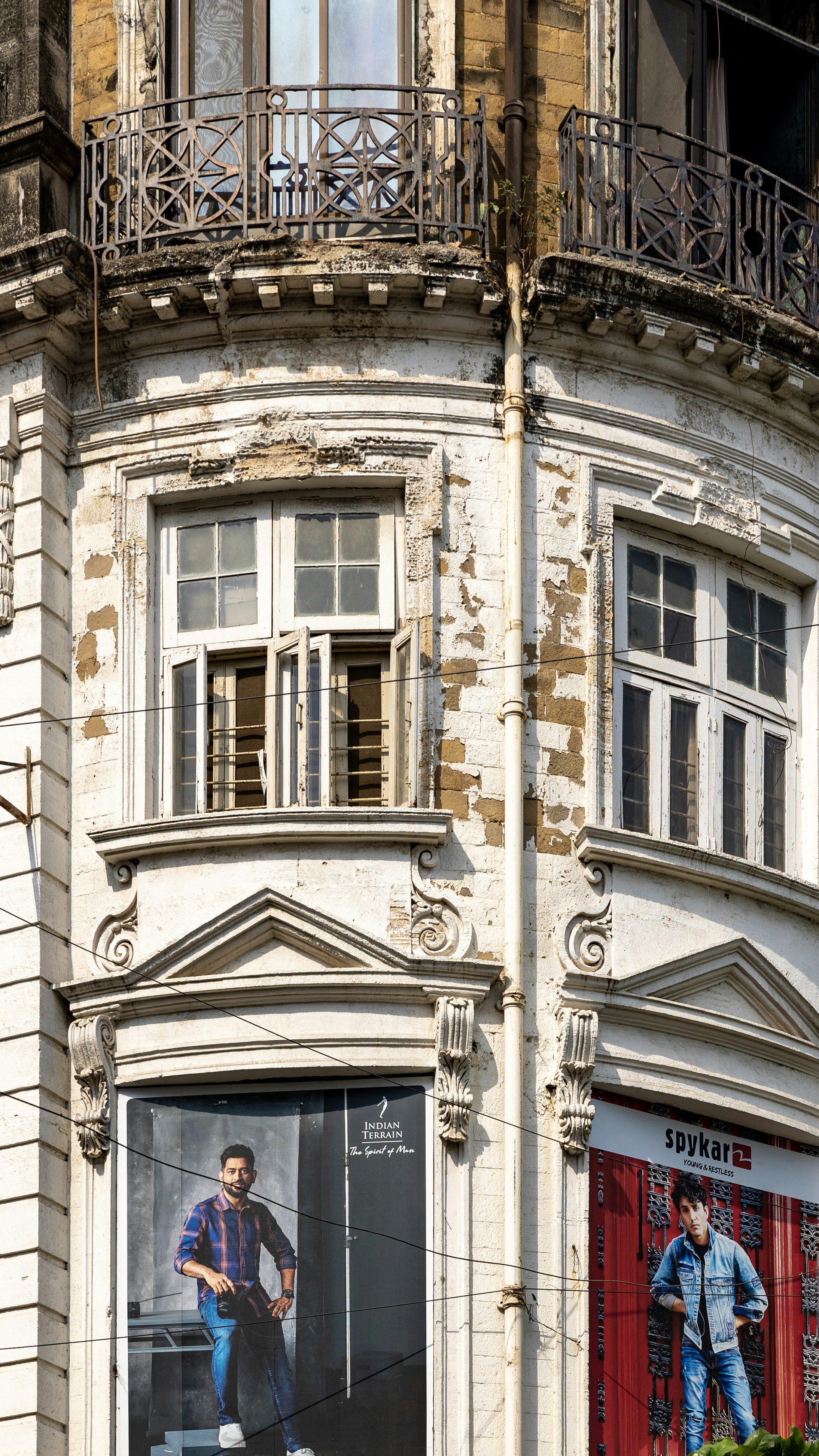 Photo by rutvikmistryy