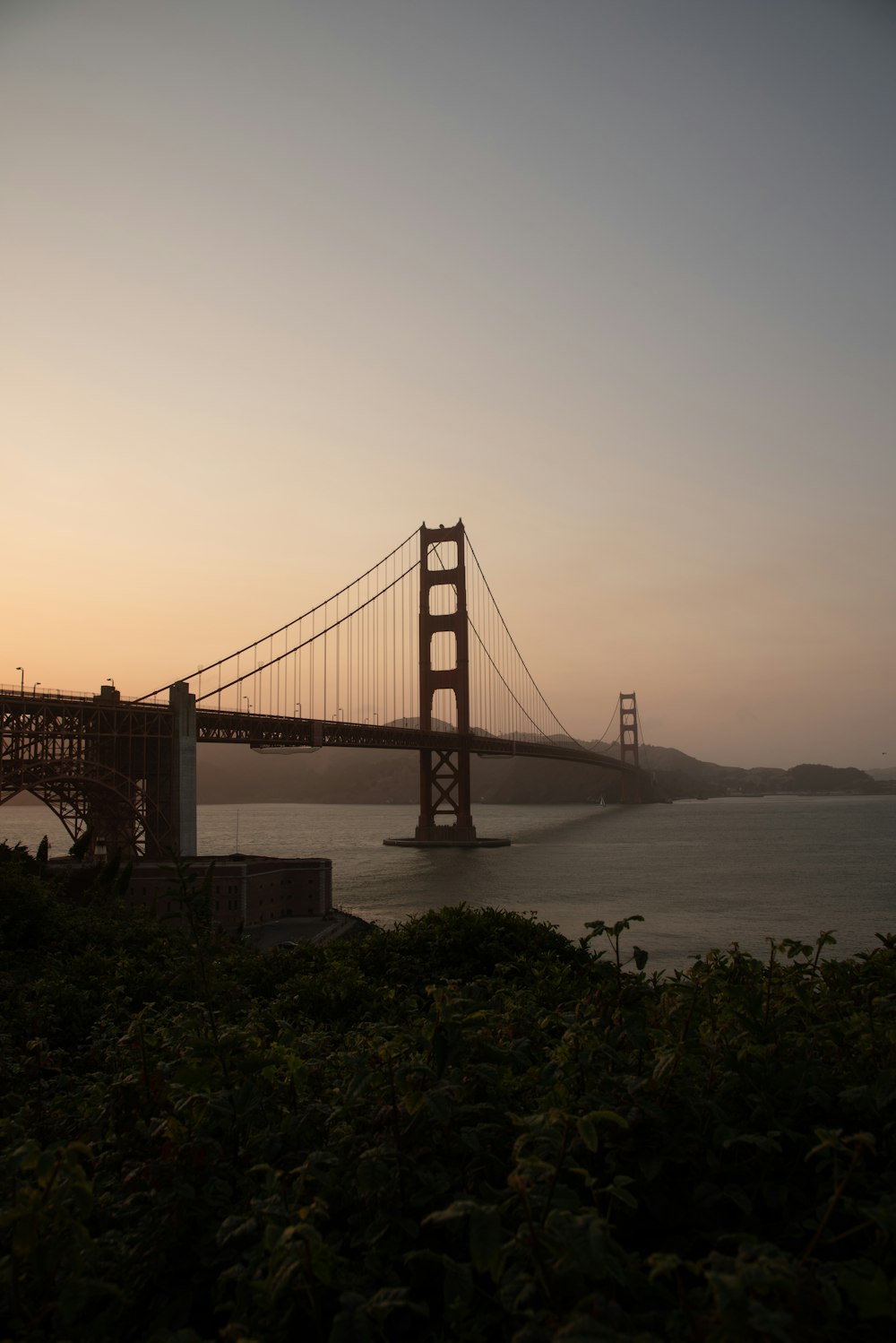 the golden gate bridge in san francisco, california