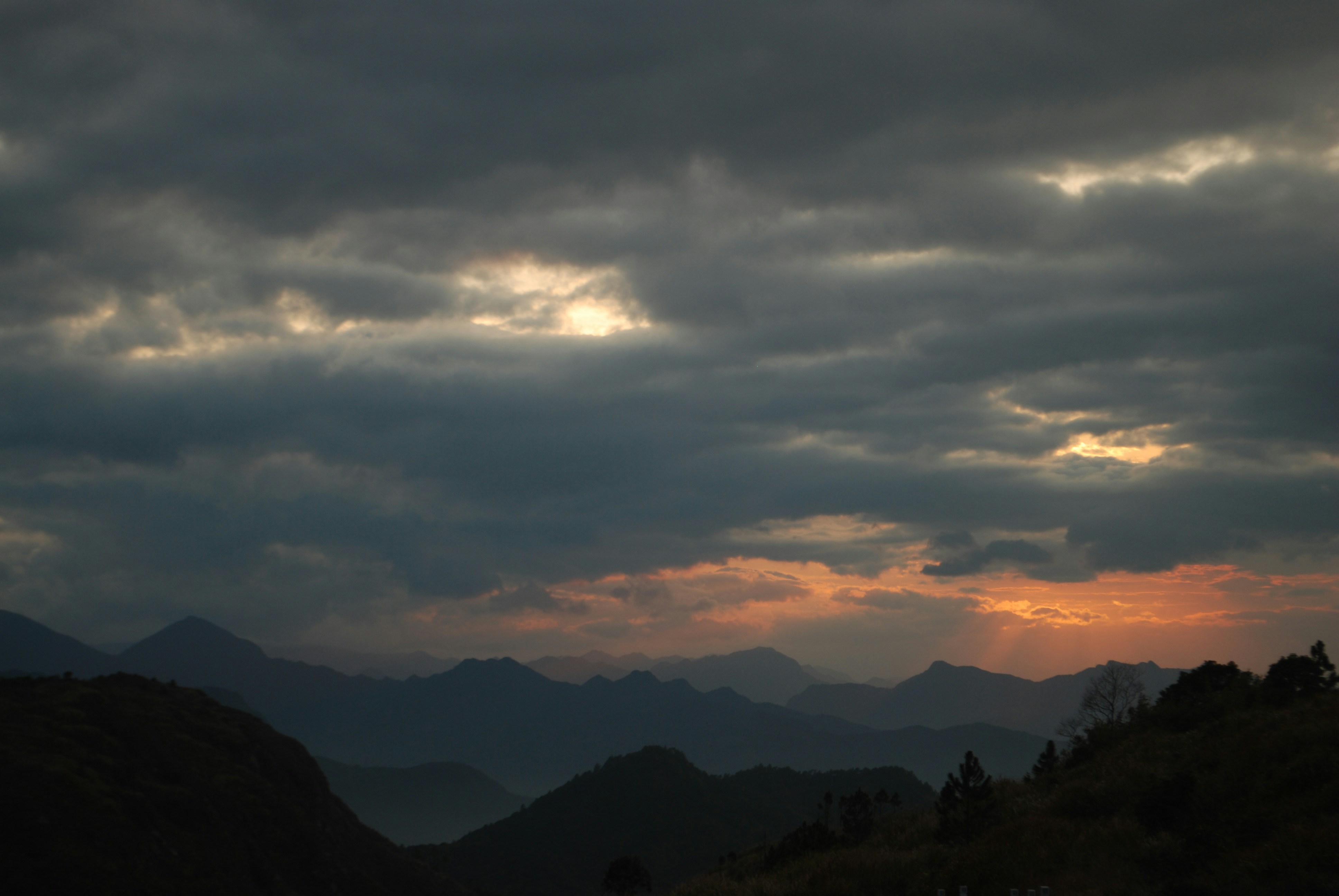 Photo by j_aweek