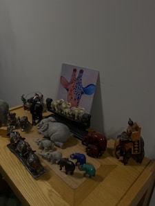 Medinės gyvūnų figūrėlės