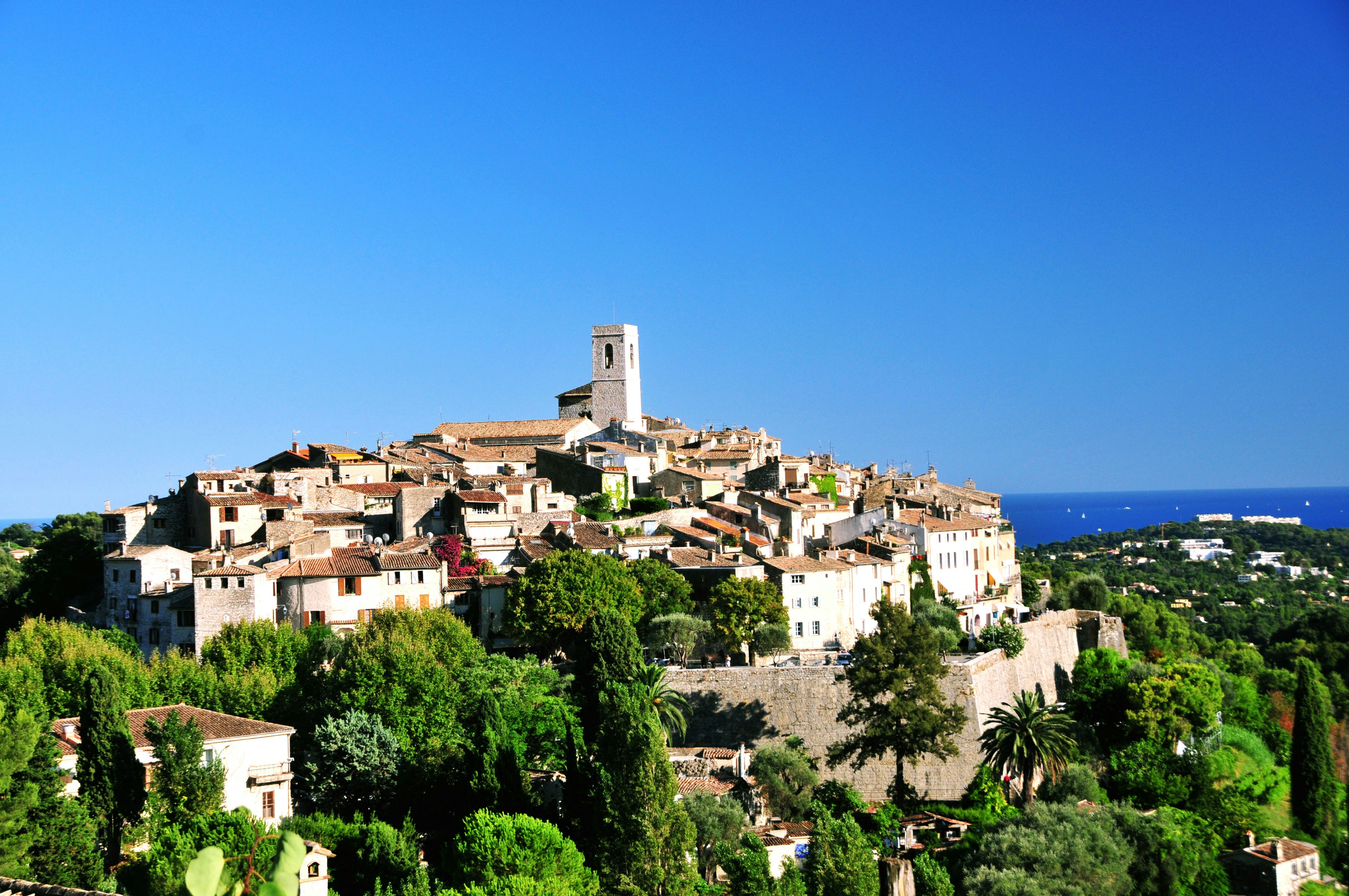 Photo by amiraaartistry