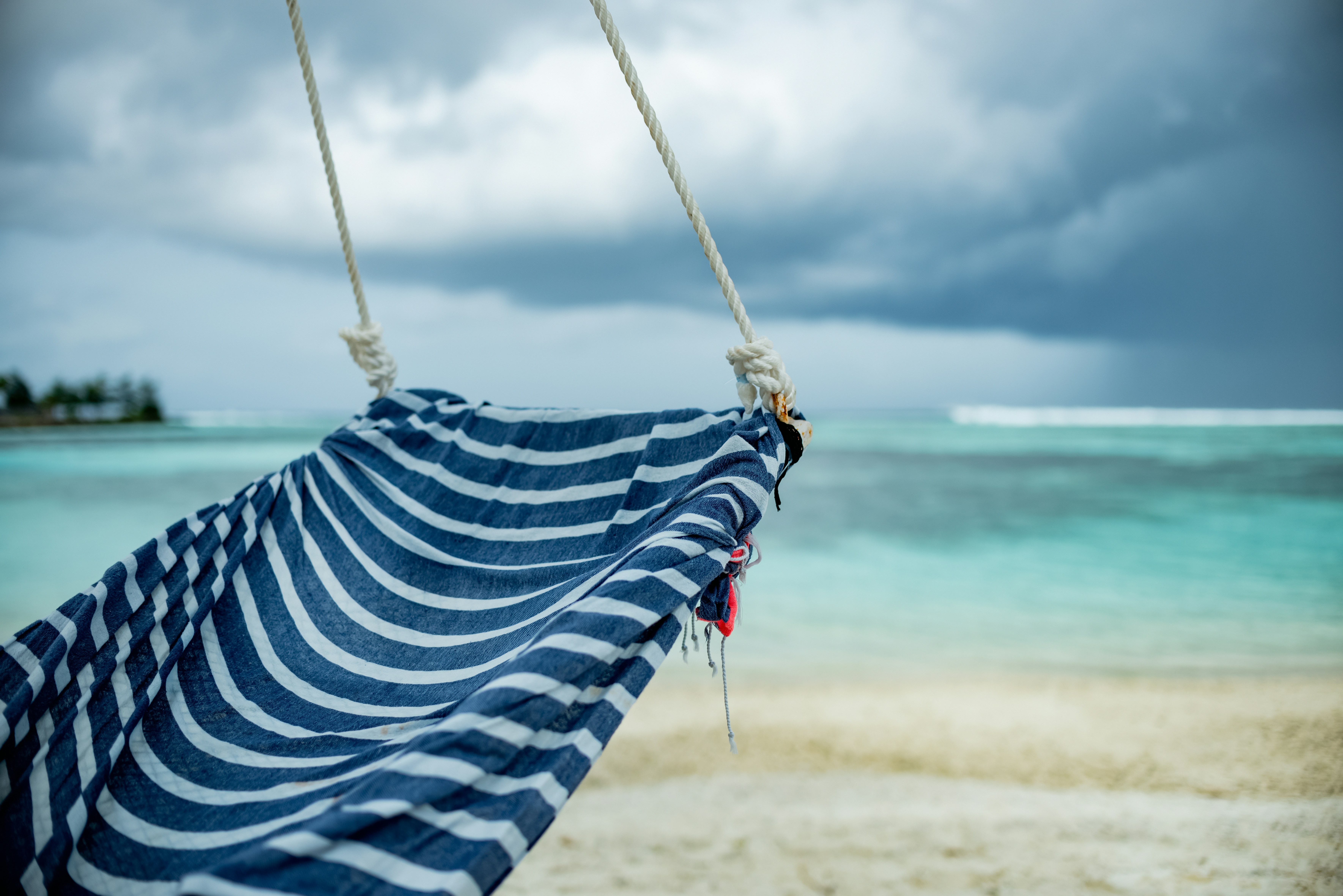 8 Island Hopping Tips for Weather-Ready Packing