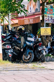 a group of motorcycles parked next to each other