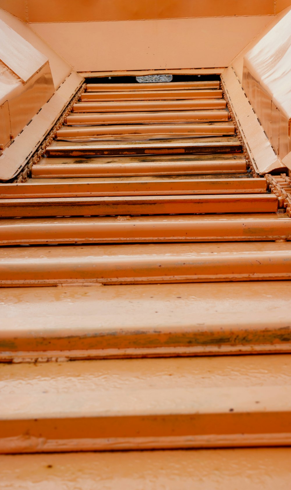 a set of stairs leading up to the top of a building