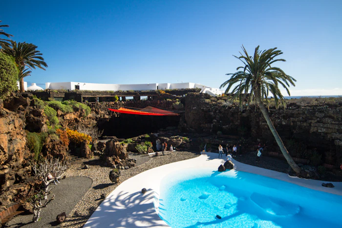 Hotels With Rooftop Pools