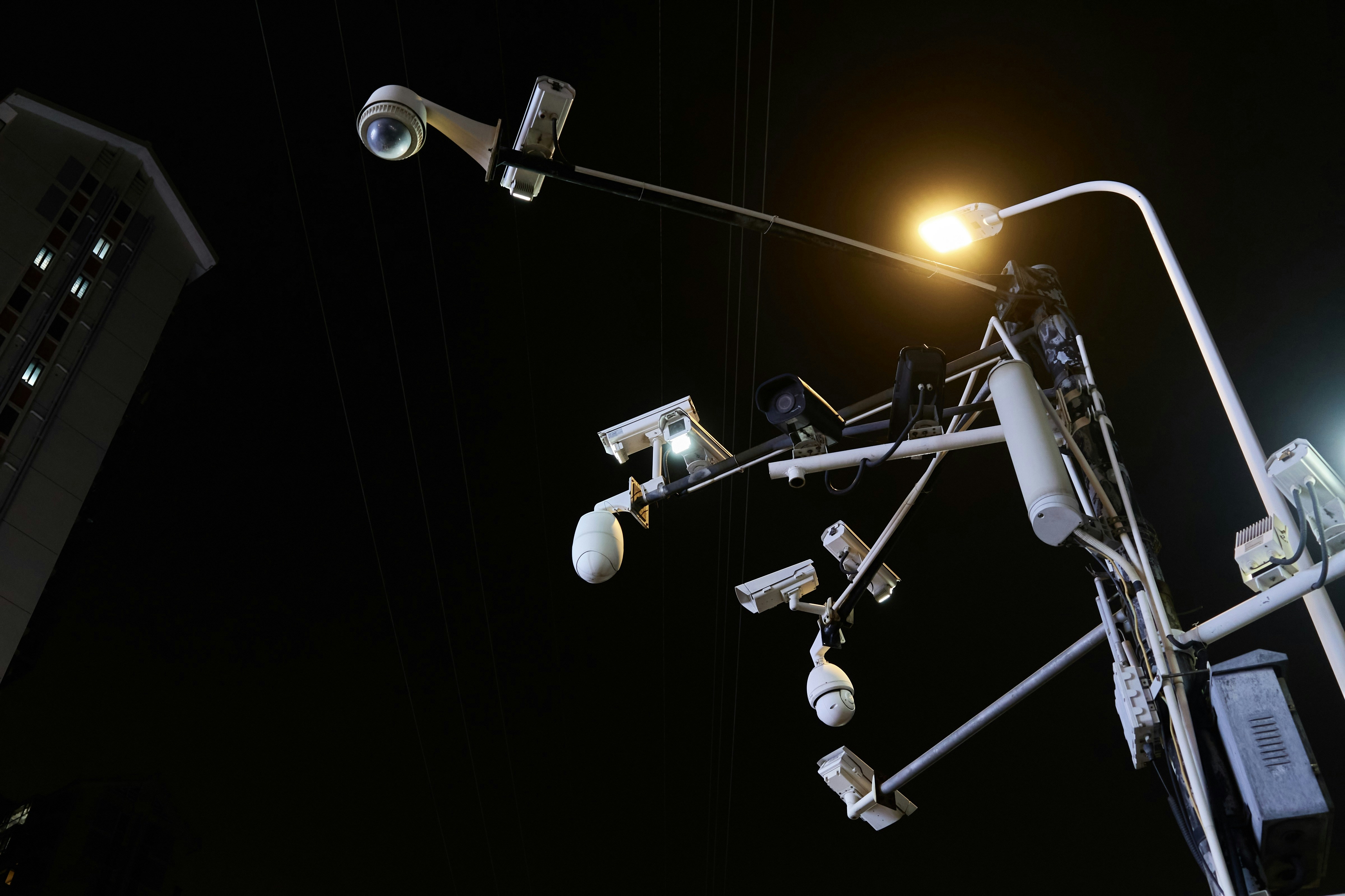 a street light that is on the side of a pole