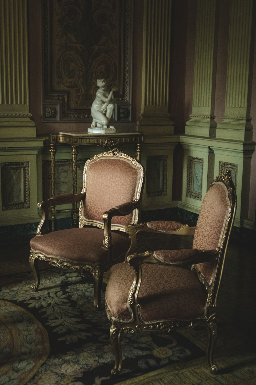 a chair and a table in a room