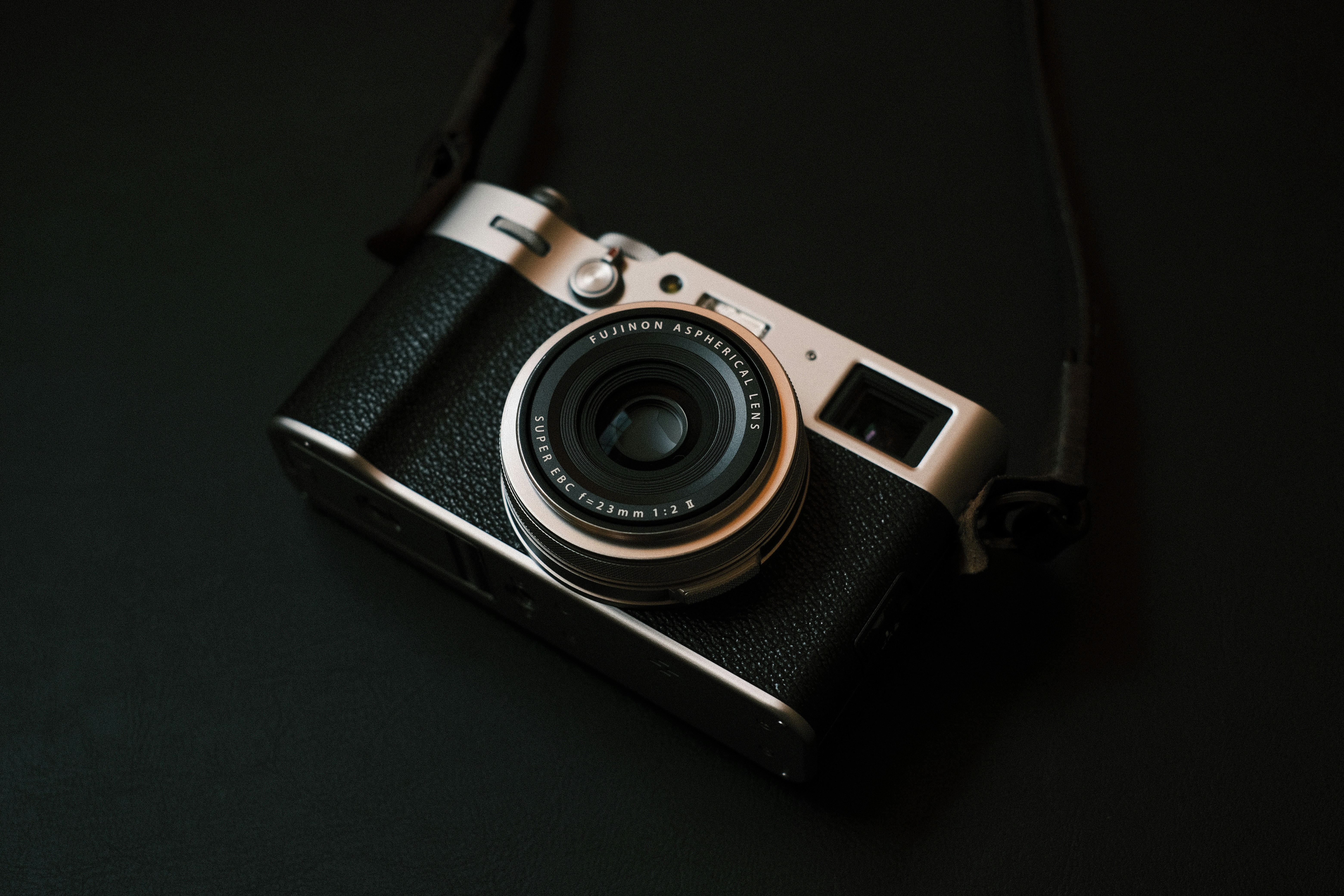 photo-1682459155693-5c4427c6abb1?ixlib=rb-4.0.3