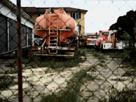 Exterior view of Borracharia Felix Ltda with vehicles parked outside