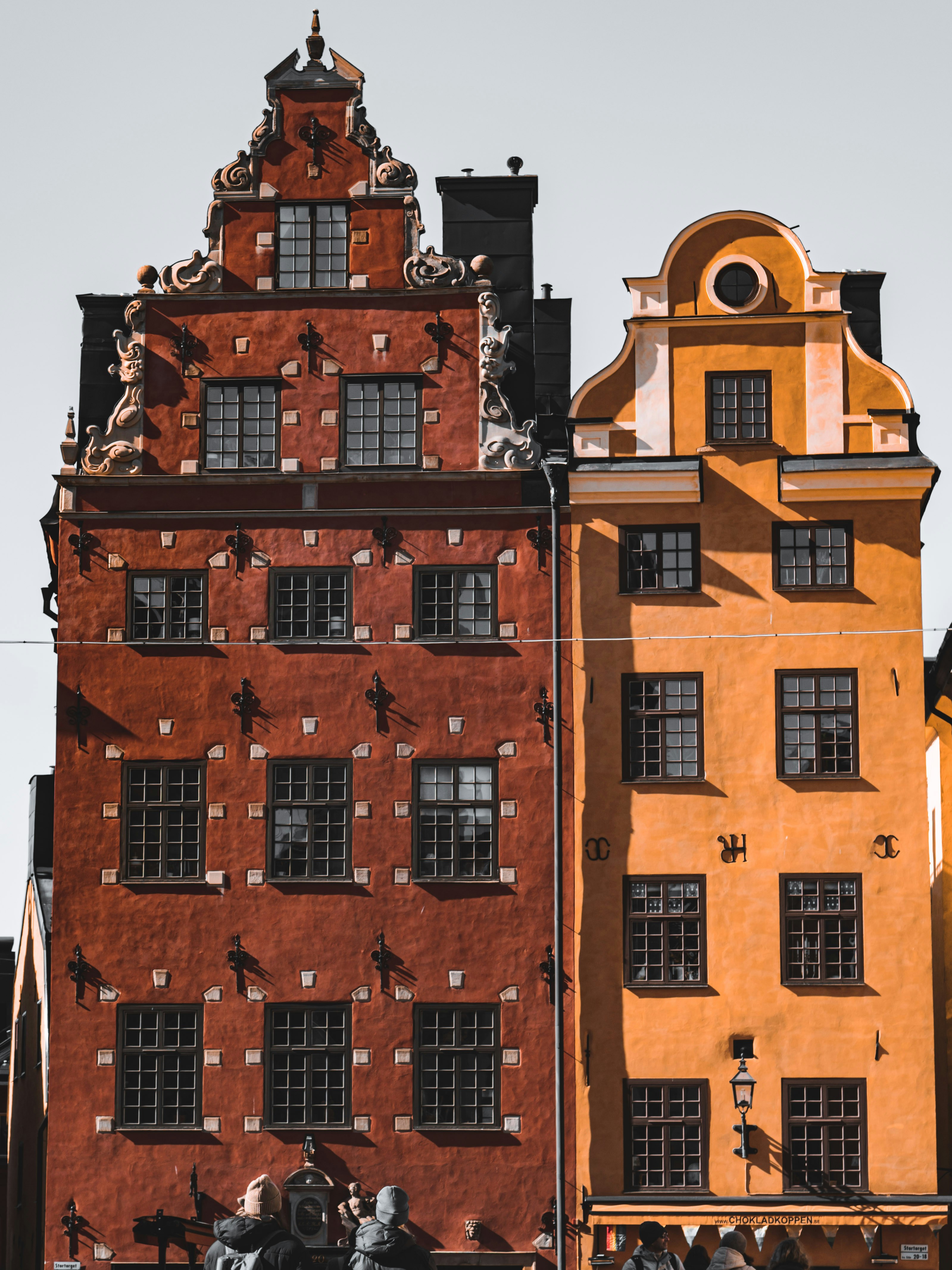 Exploring the Top 10 Historical Buildings Worldwide: A Journey Through Time