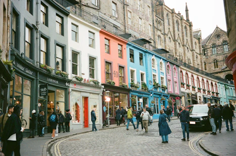 Que faire à Édimbourg ? WorldbySol travel planner cinéma Harry Potter victoria street