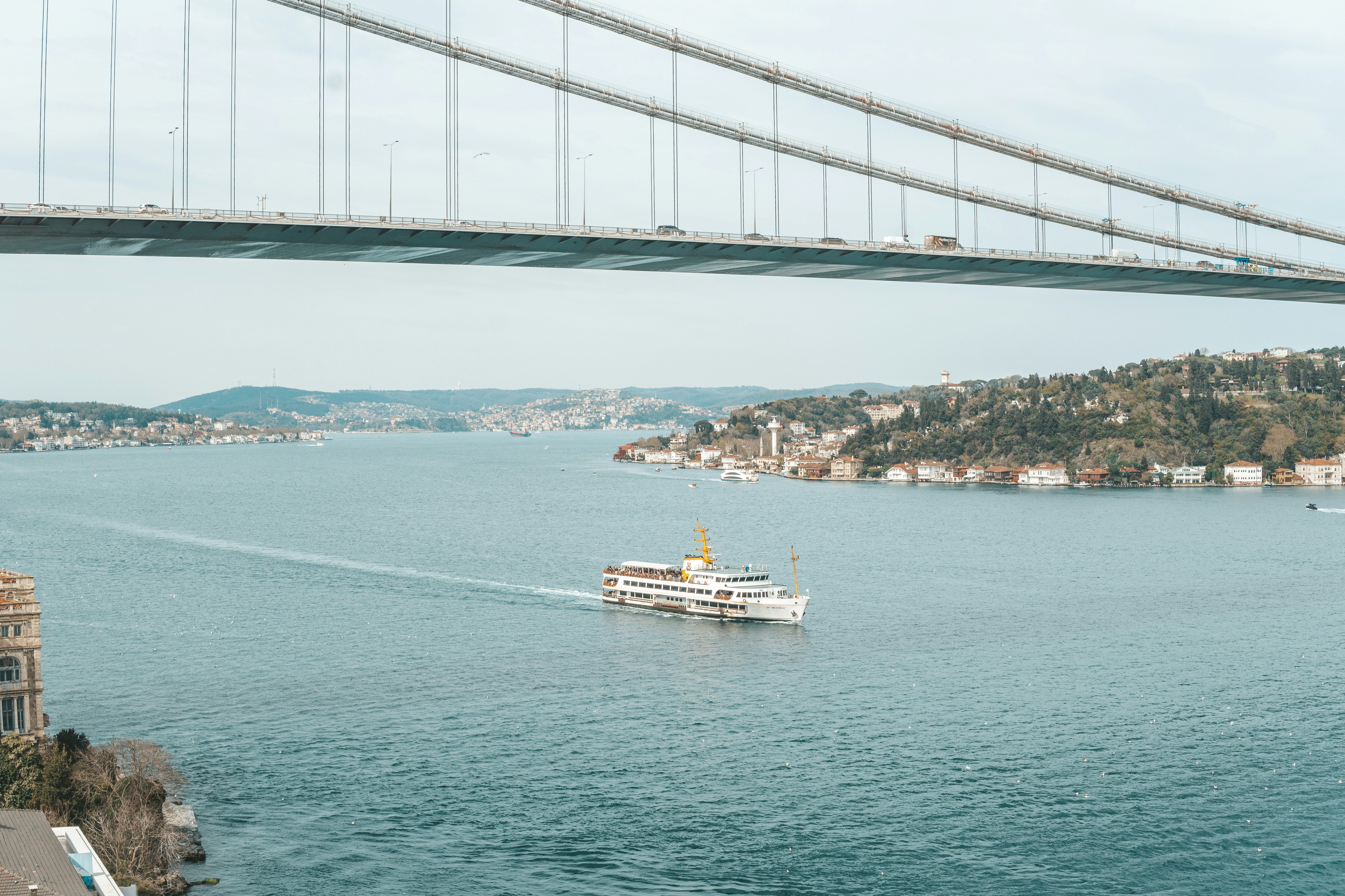 Photo by mertkahveci