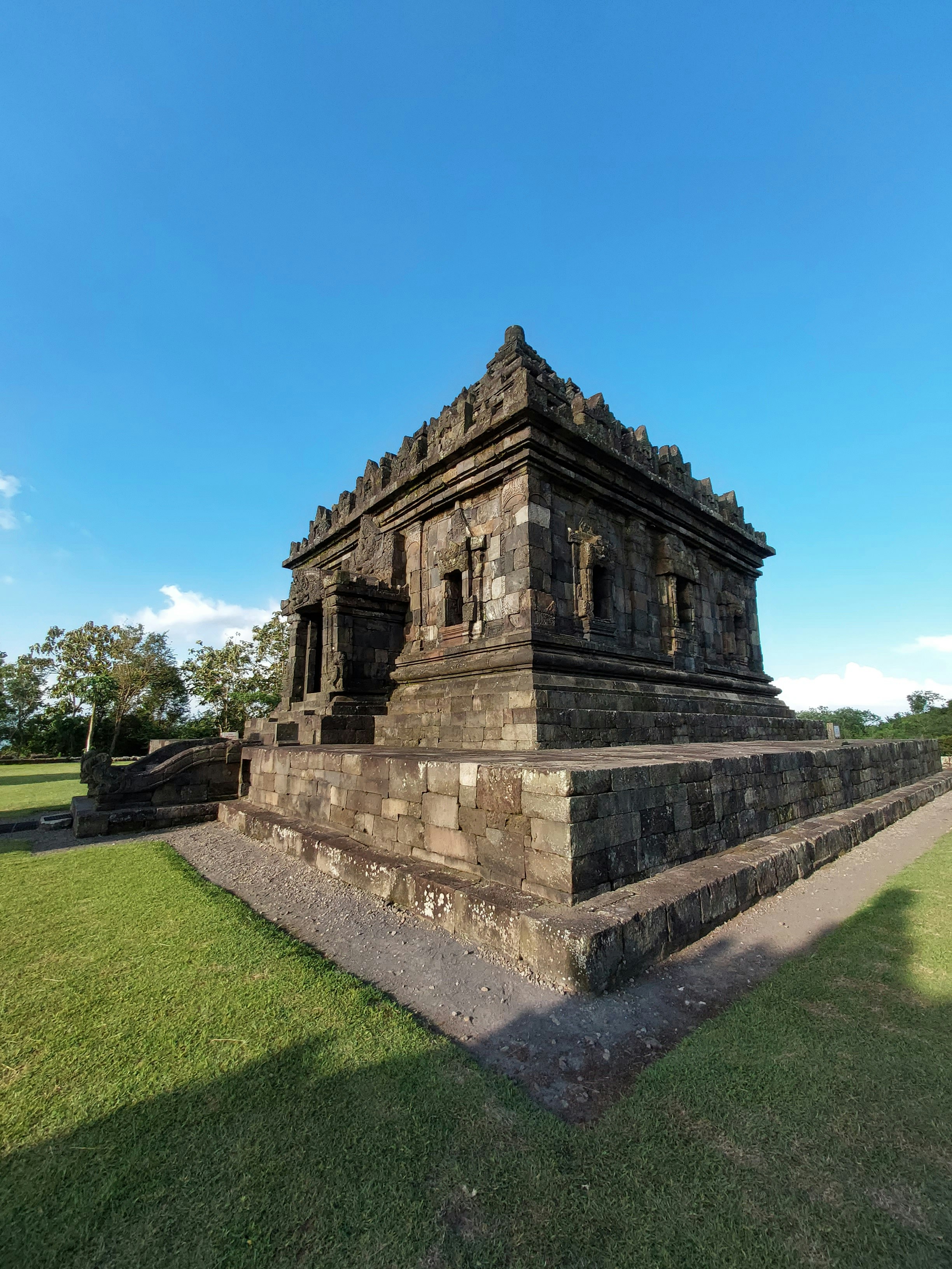 ancient javanese temple, wallpaper, Sejarah Kerajaan Kediri: Tinjauan Lengkap Berdasarkan Jurnal 4