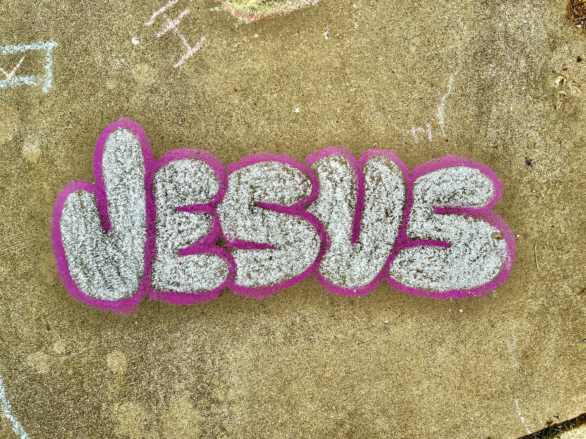 gray computer monitor