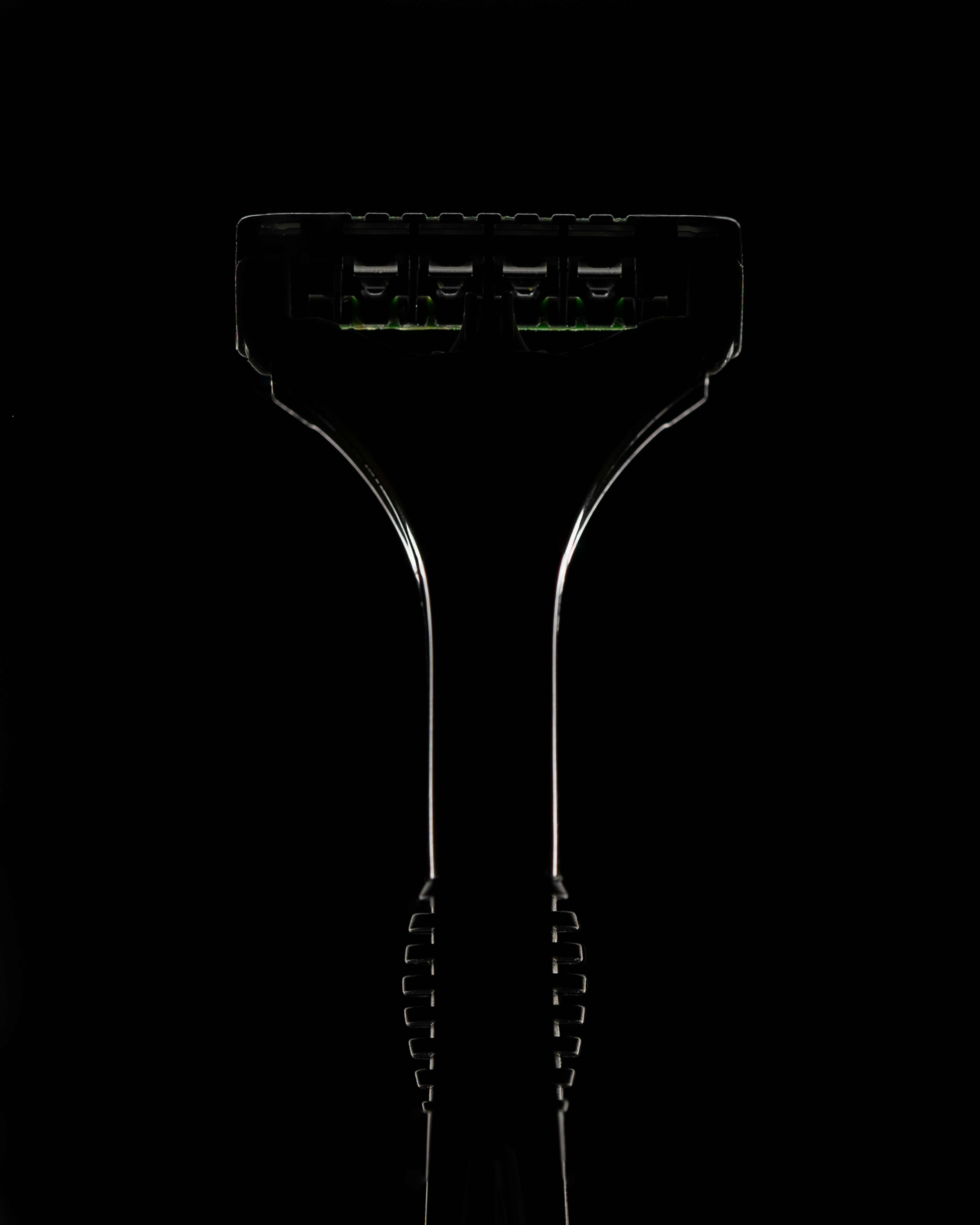 a black and white photo of a hair dryer