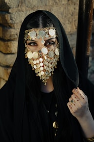 A stunning visual of a game character inspired by Arabic culture.