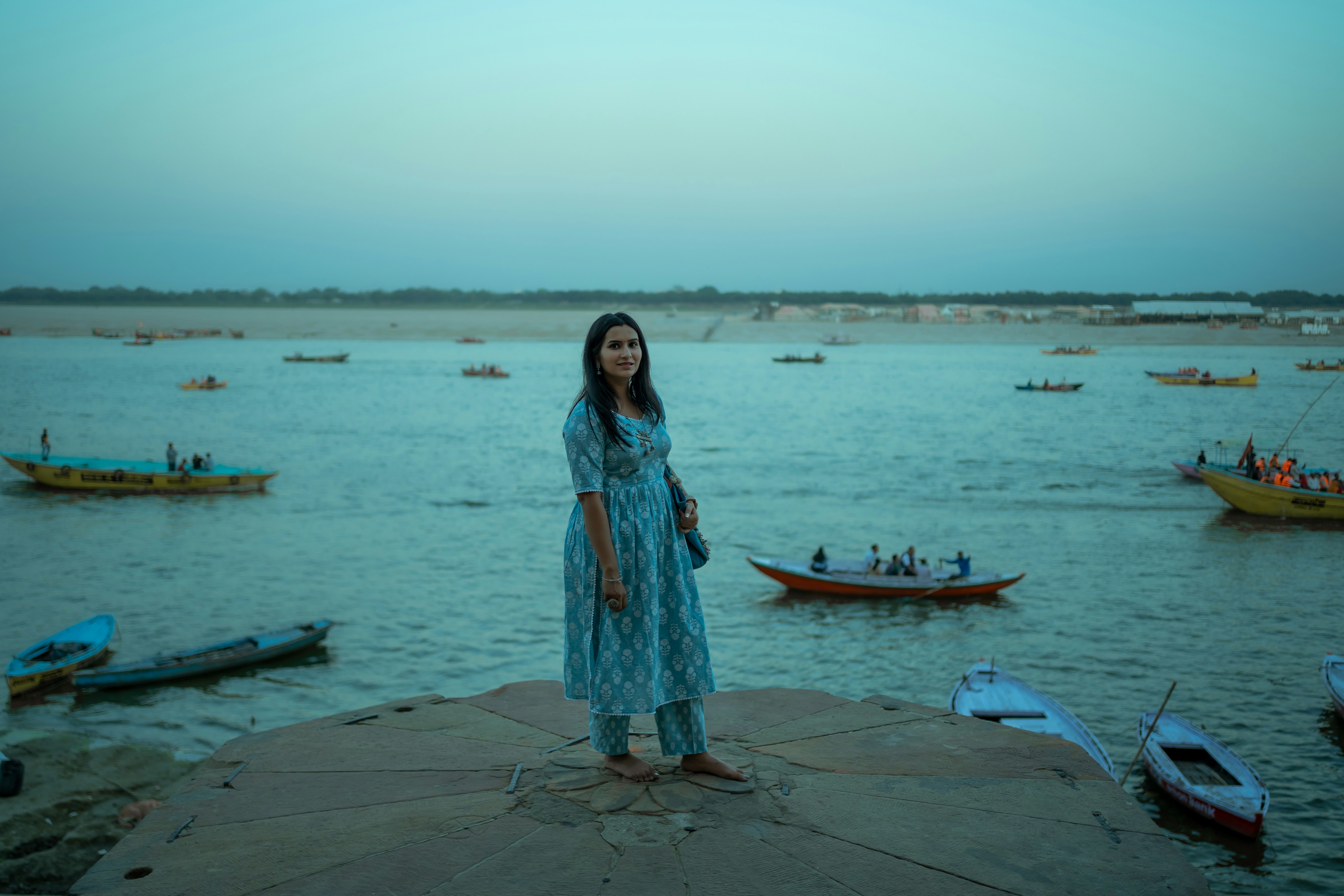 Greta Lee Channels Katharine Hepburn for Her First Venice Film Festival
