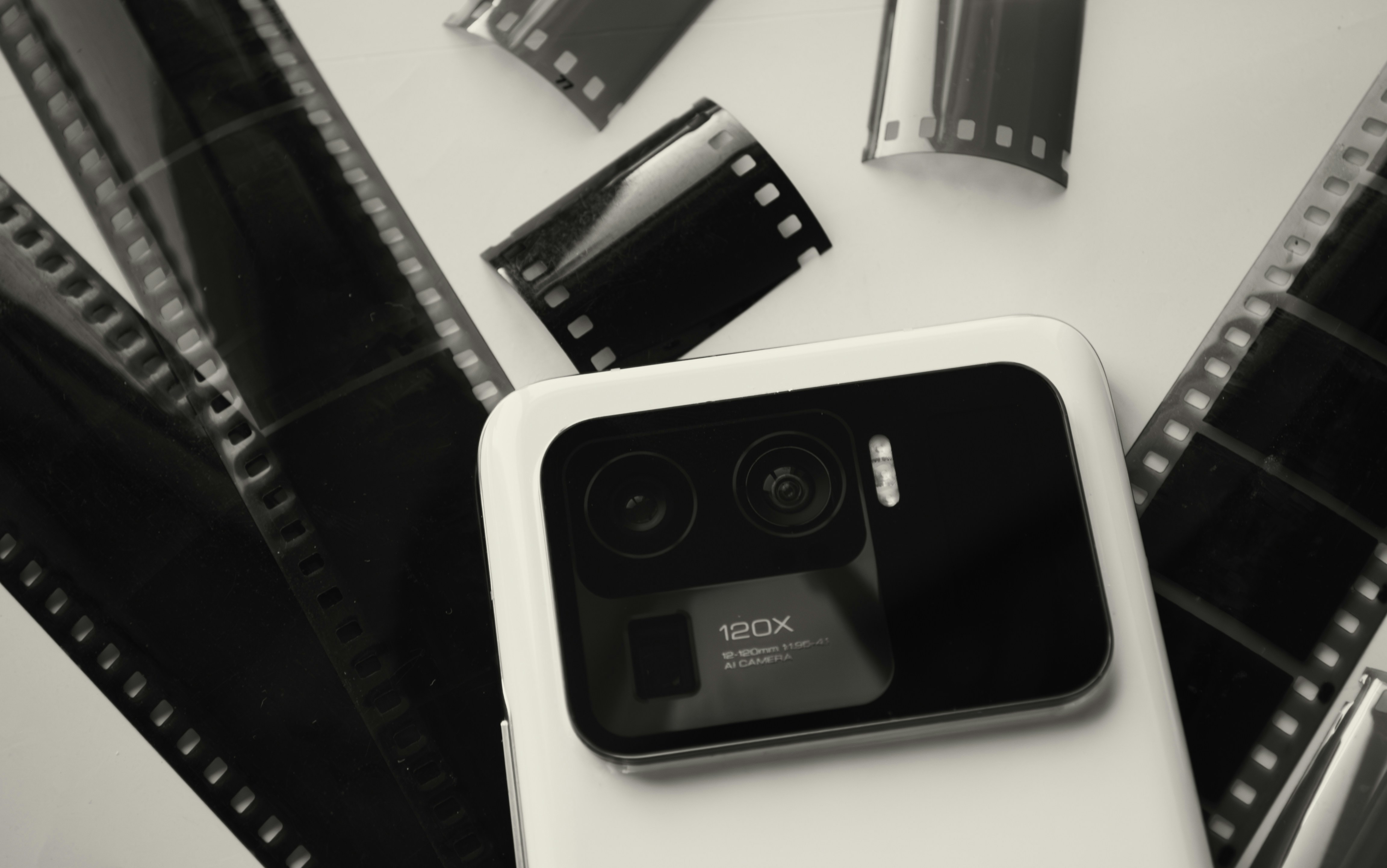 Mate 70 Air: Ponsel Super Tipis dengan Kamera Kelas Atas