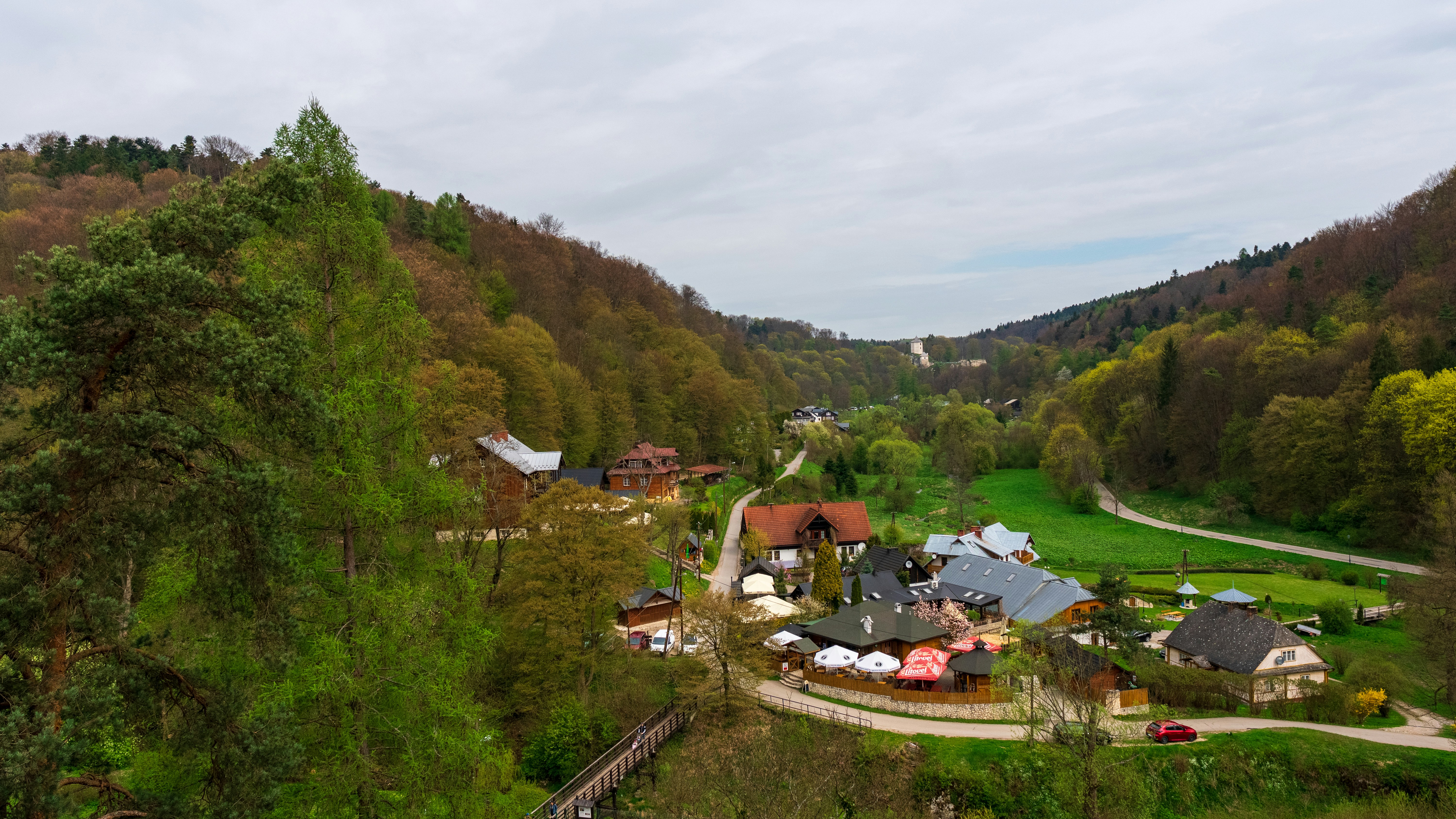 Mladeznický park