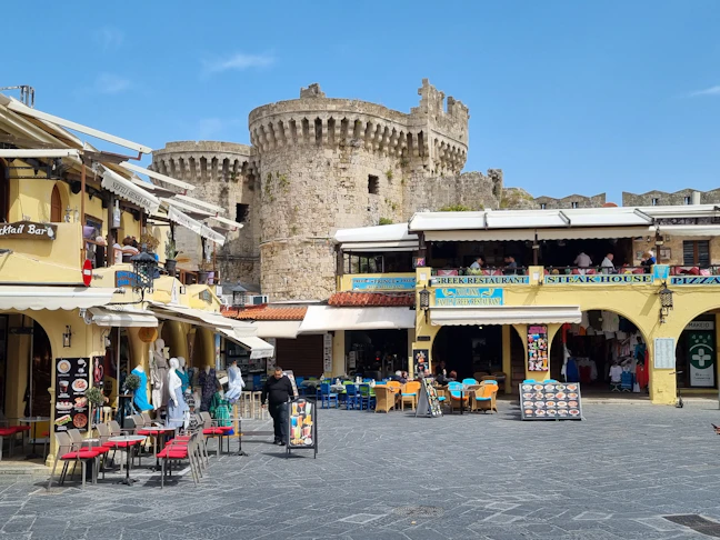 Budget Backpacking Rhodes: 6-Day Classic Route Guide