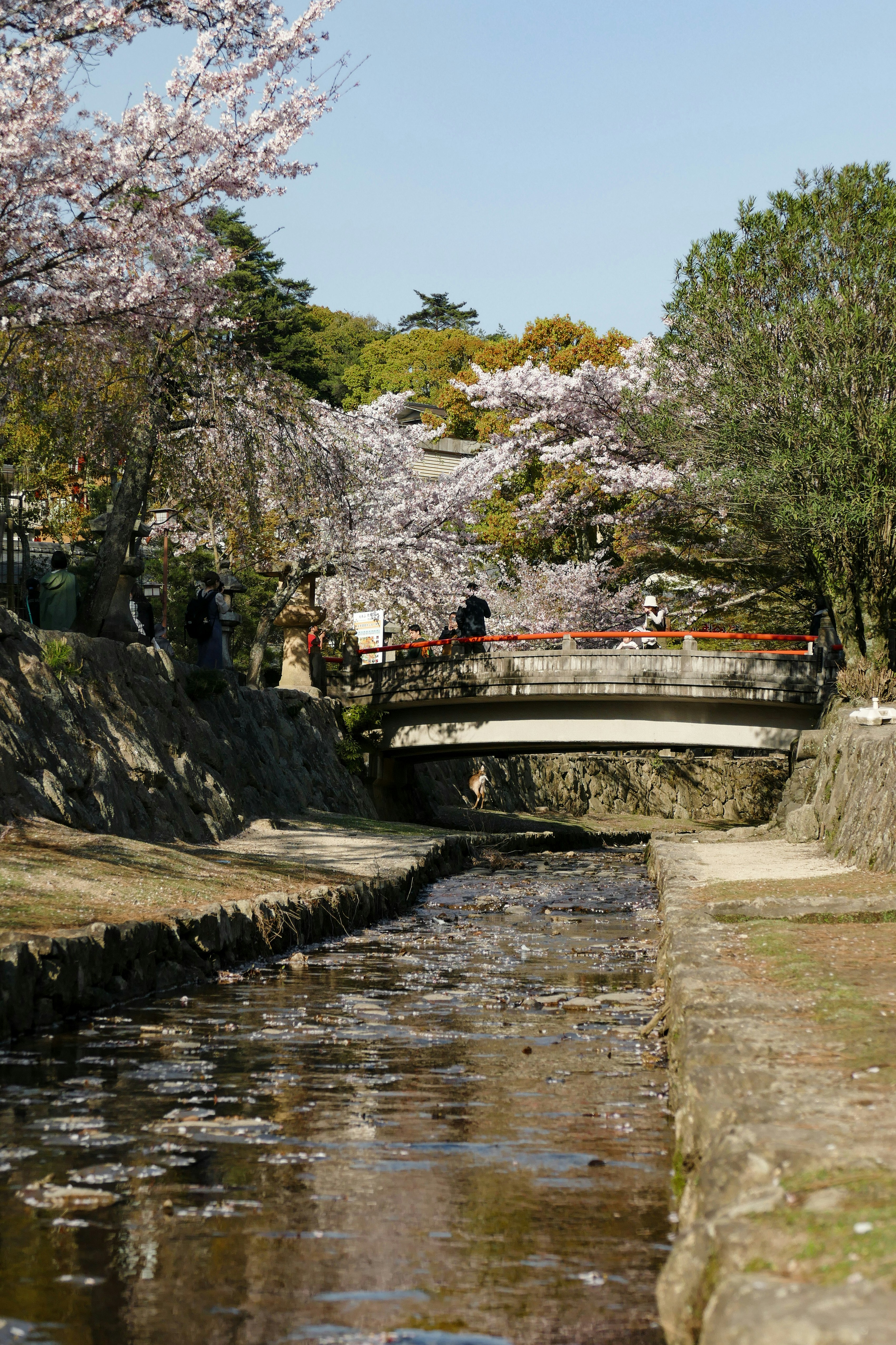How many days should I spend in Hiroshima?