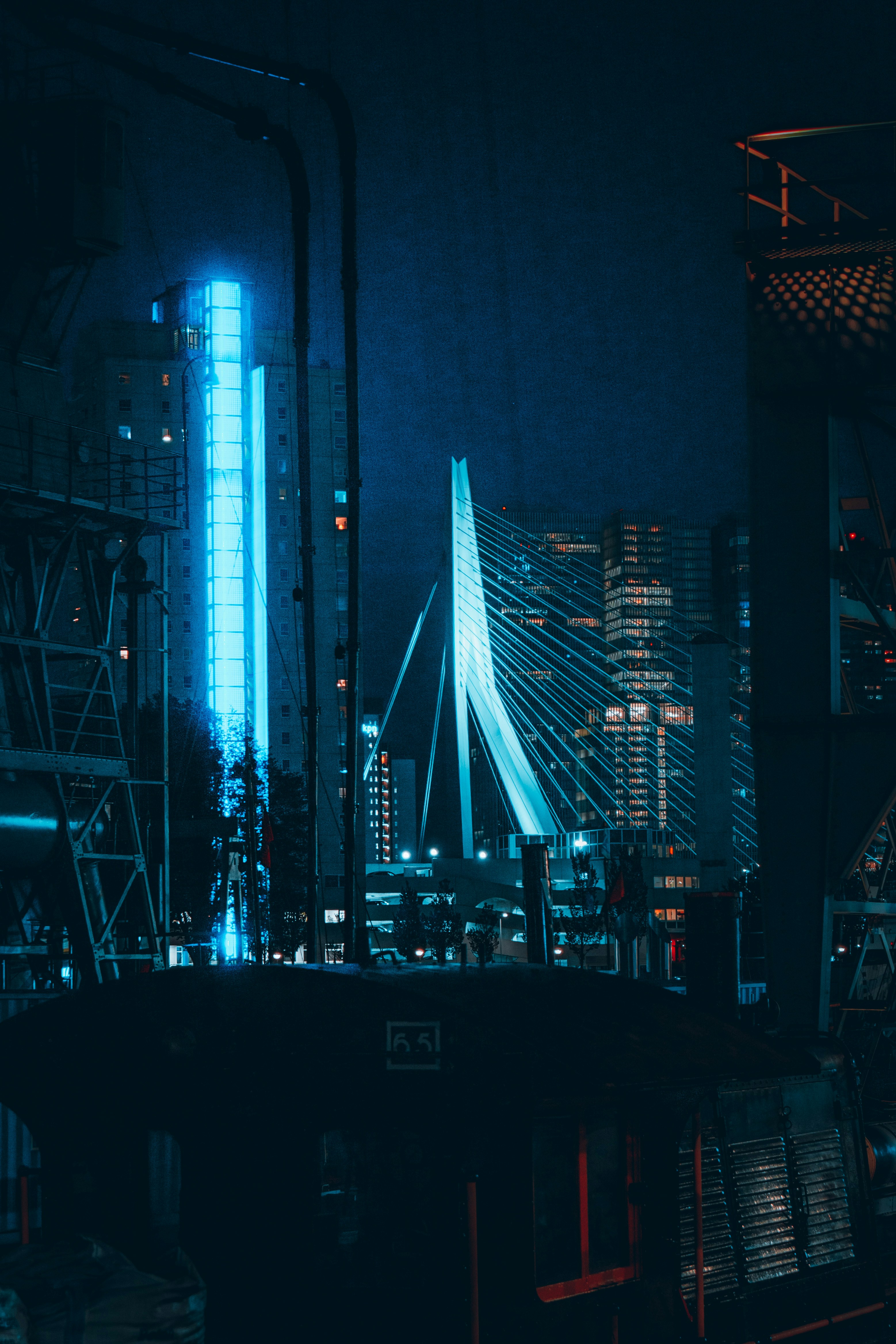 futuristic city wallpaper, wallpaper, Bisnis Elon Musk: Inovasi dan Dampaknya 6