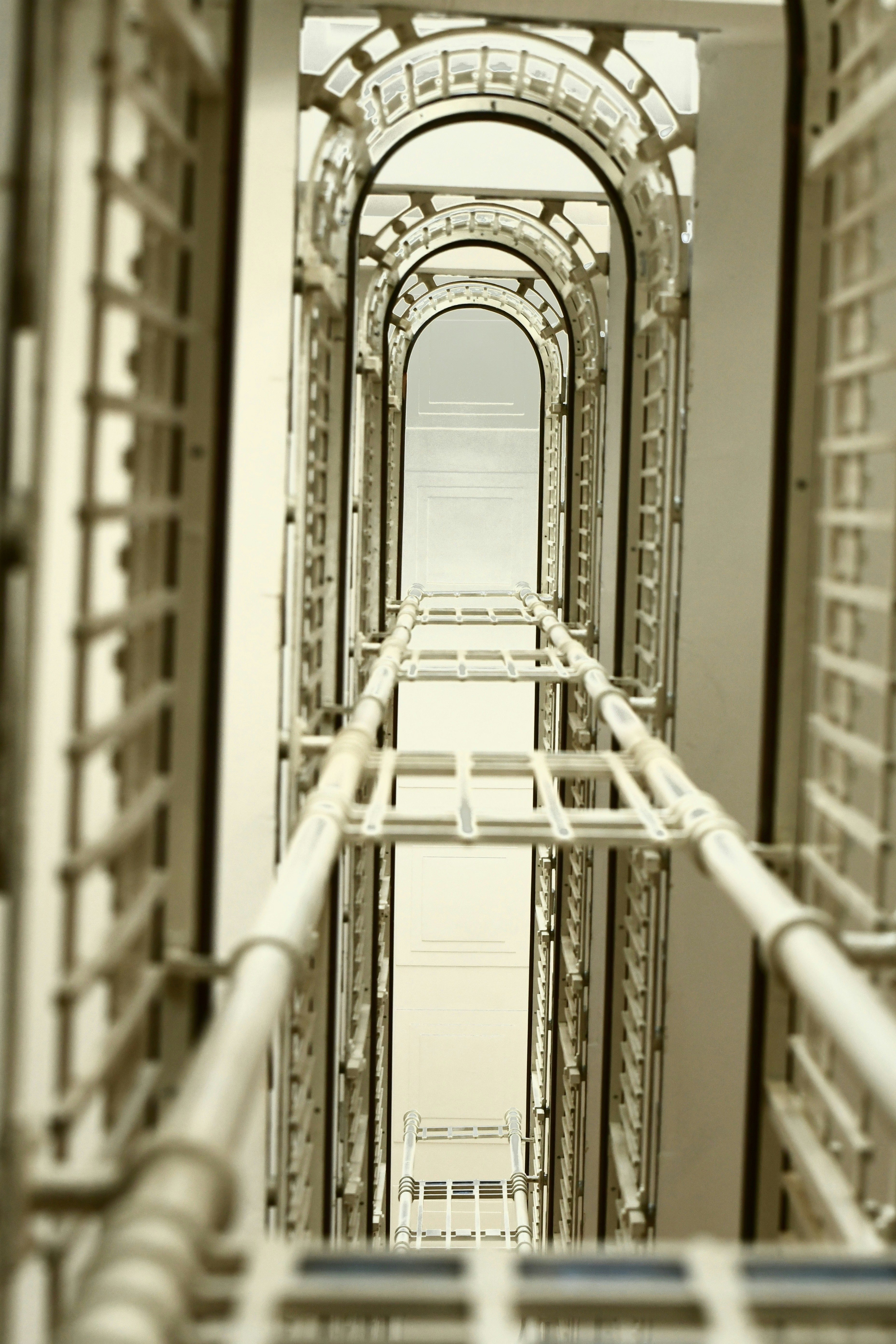 photo-1683016629894-afe2bcc702b1?ixid=M3wxMjA3fDB8MXxzZWFyY2h8MTd8fGhpZ2hzdGFrZXMlMjBzbG90c3xlbnwwfHx8fDE3Njc0ODM4NzF8MA\u0026ixlib=rb-4.1.0