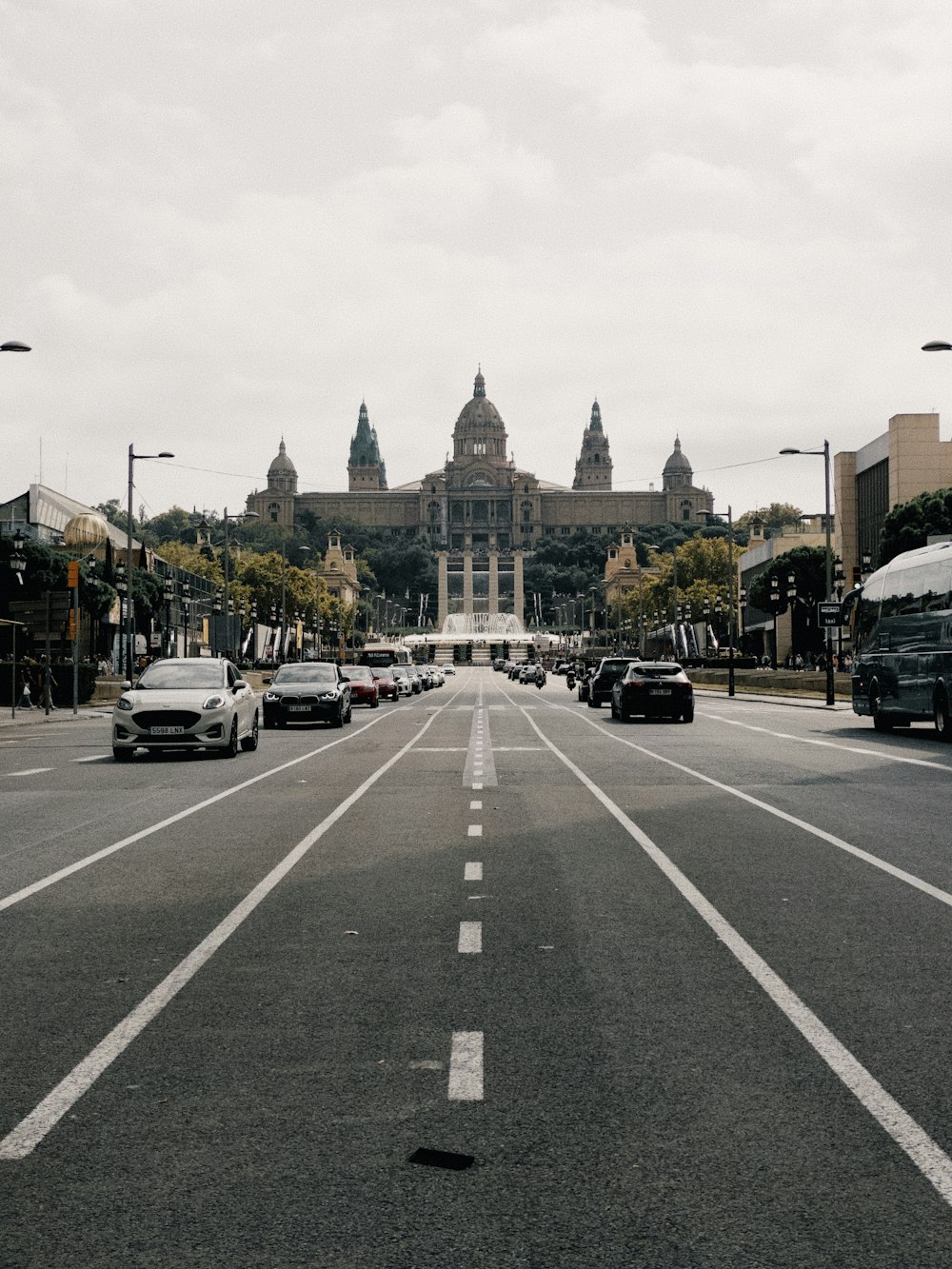 a city street filled with lots of traffic