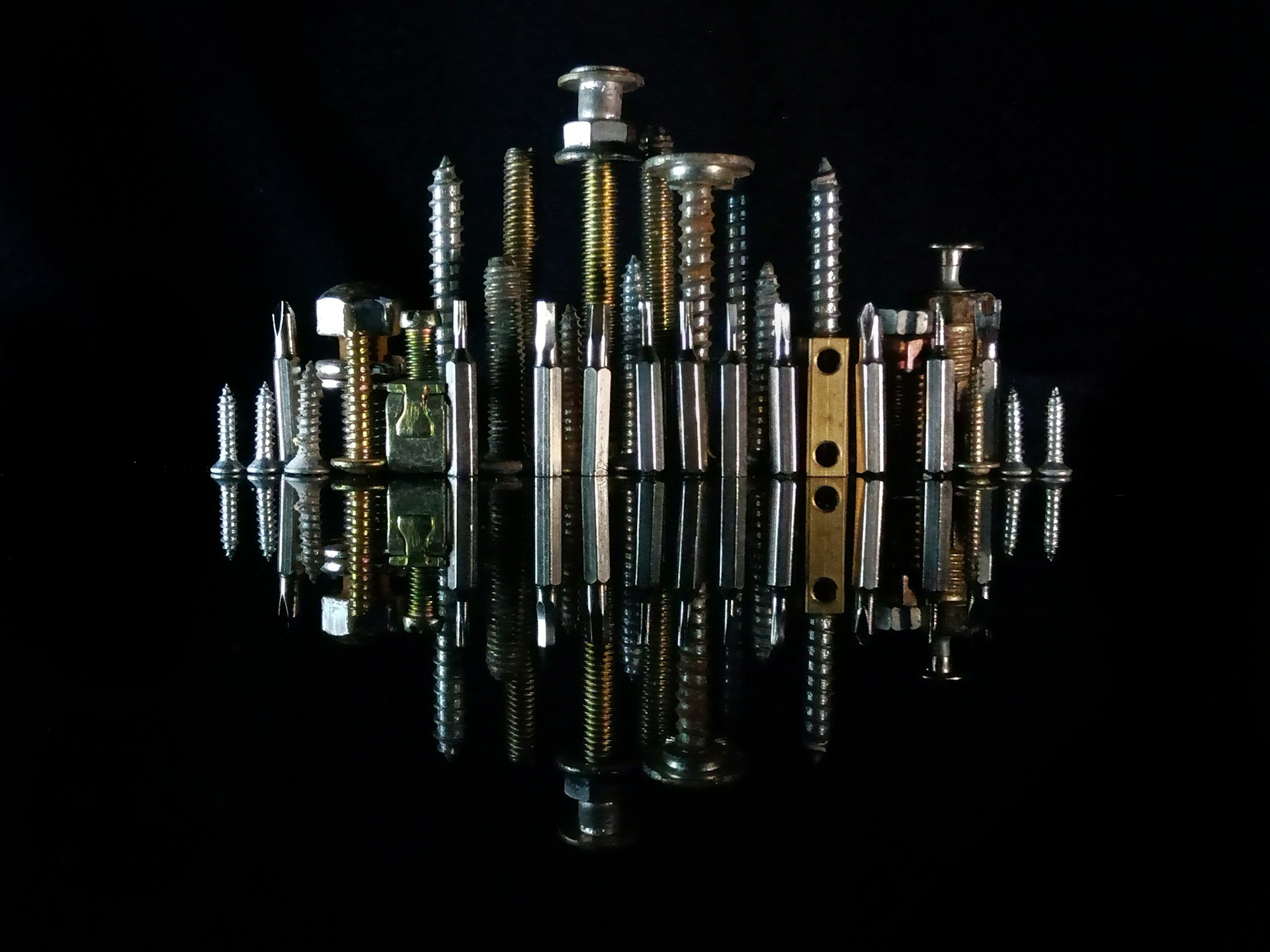 a bunch of screws that are in the water