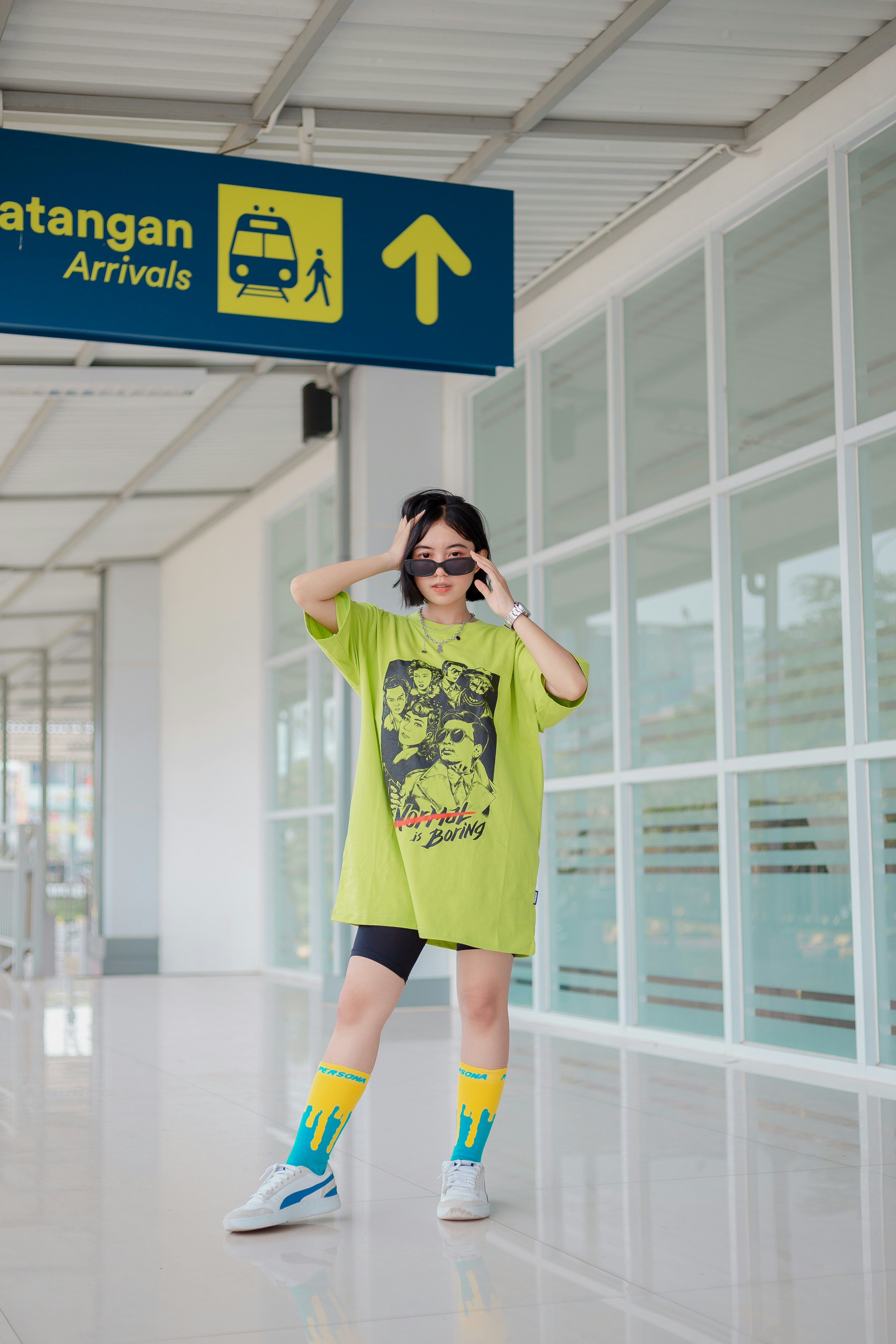 photo-1683093092450-829352da585e?ixid=M3wxMjA3fDB8MXxzZWFyY2h8NHx8aHVtb3JvdXMlMjBraWRzJTI3JTIwdHJhdmVsJTIwdC1zaGlydHN8ZW58MHx8fHwxNzU1NTU3ODIxfDA\u0026ixlib=rb-4.1.0