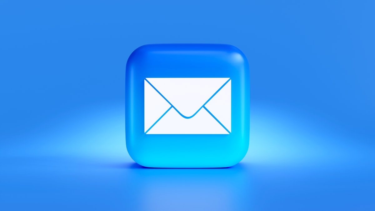 Apprenez à ajouter Mail à la barre de menus de votre Mac pour un accès rapide aux messages non lus et aux notifications. Améliorez votre flux de travail et votre productivité avec ce guide simple.