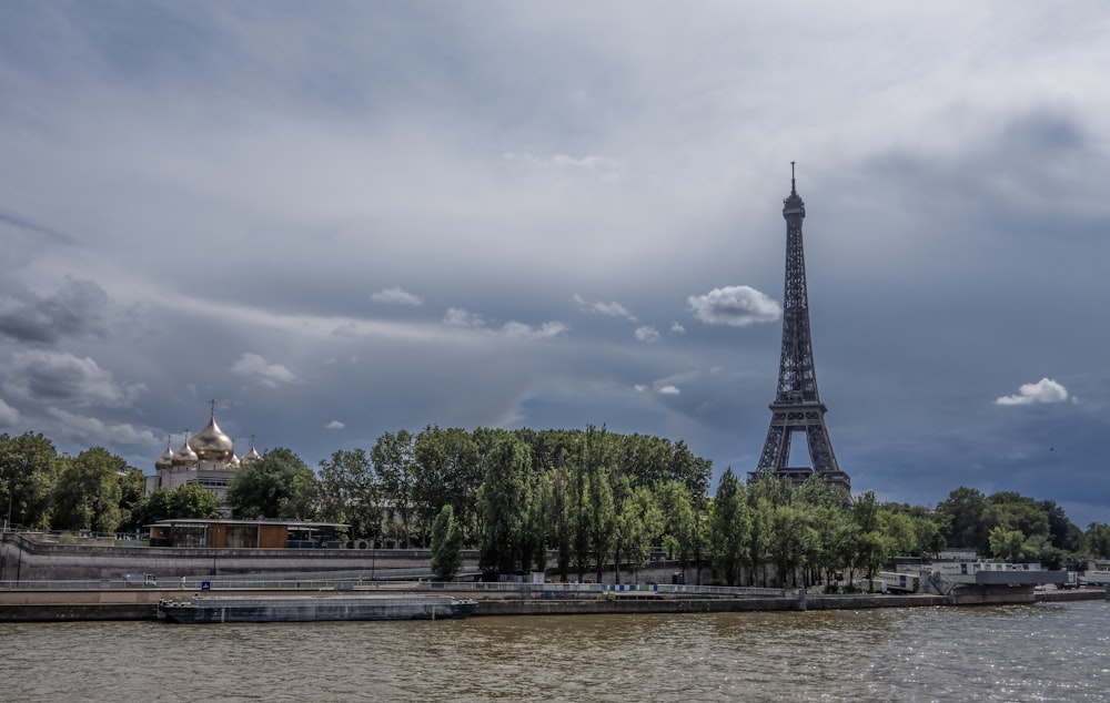 the eiffel tower towering over the city of paris