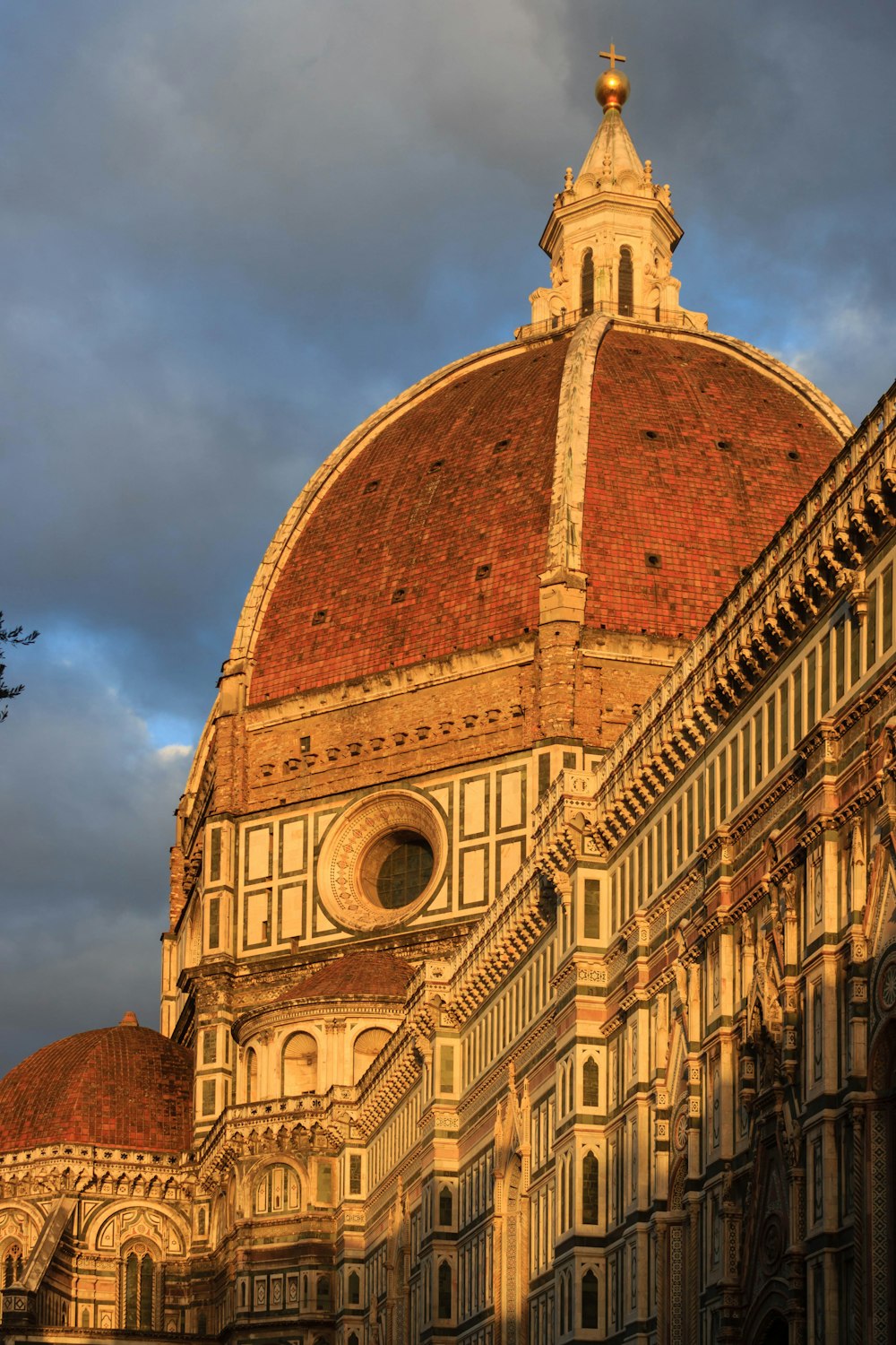 the dome of a building with a clock on it