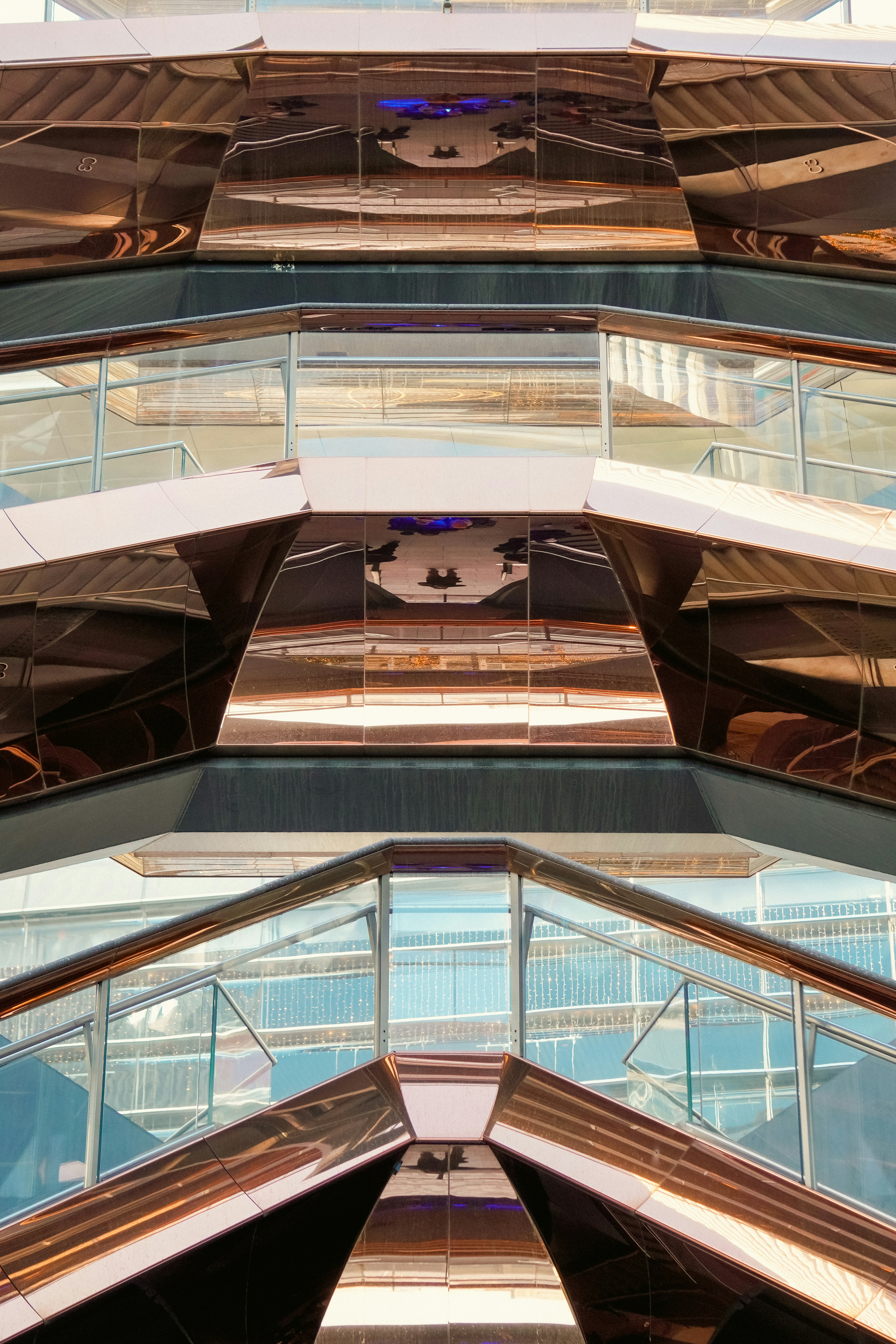 Transformasi Rumah: Inspirasi Desain Interior dengan Aluminium yang Stylish