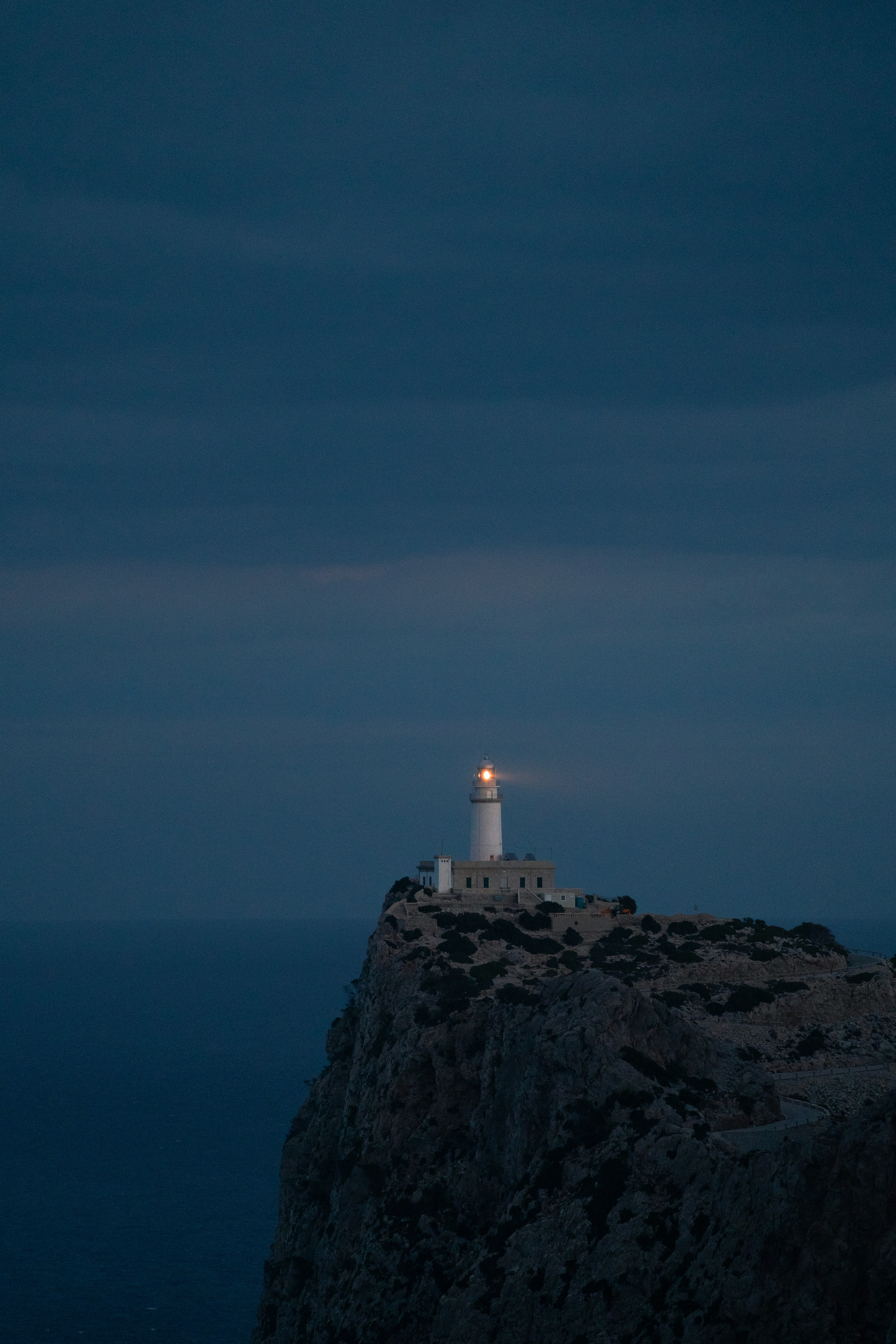 Photo by adamkolmacka