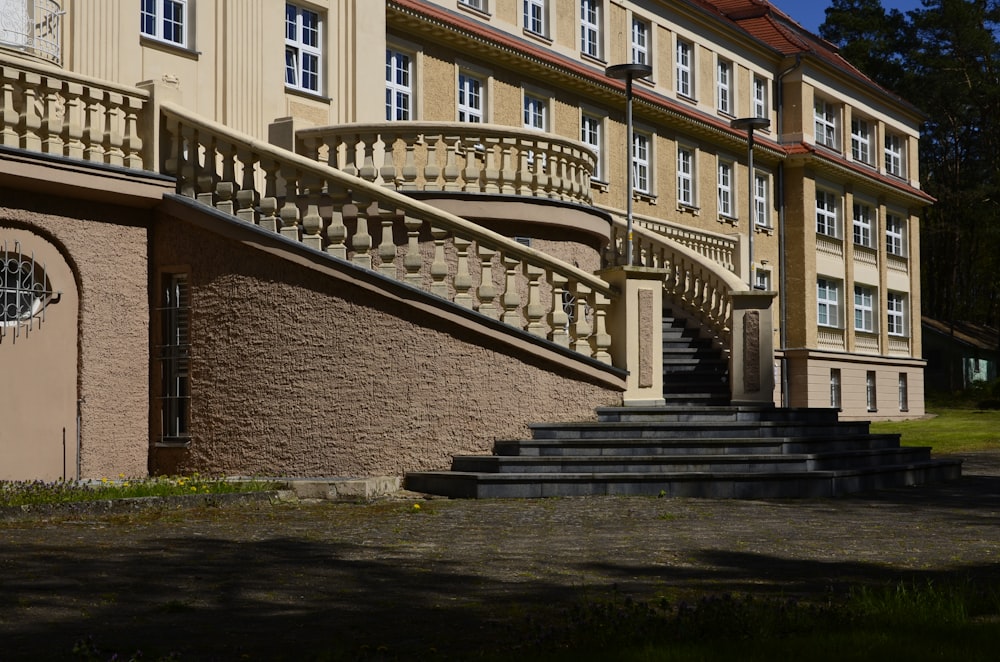 a large building with a bunch of stairs in front of it