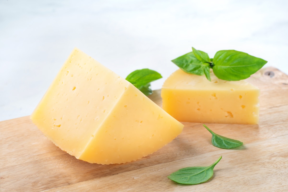 How to use truffle cheese?