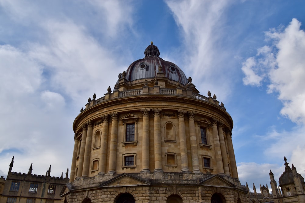 a large building with a dome on top of it