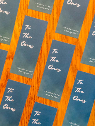 Printable flashcards featuring common English phrases and their translations.